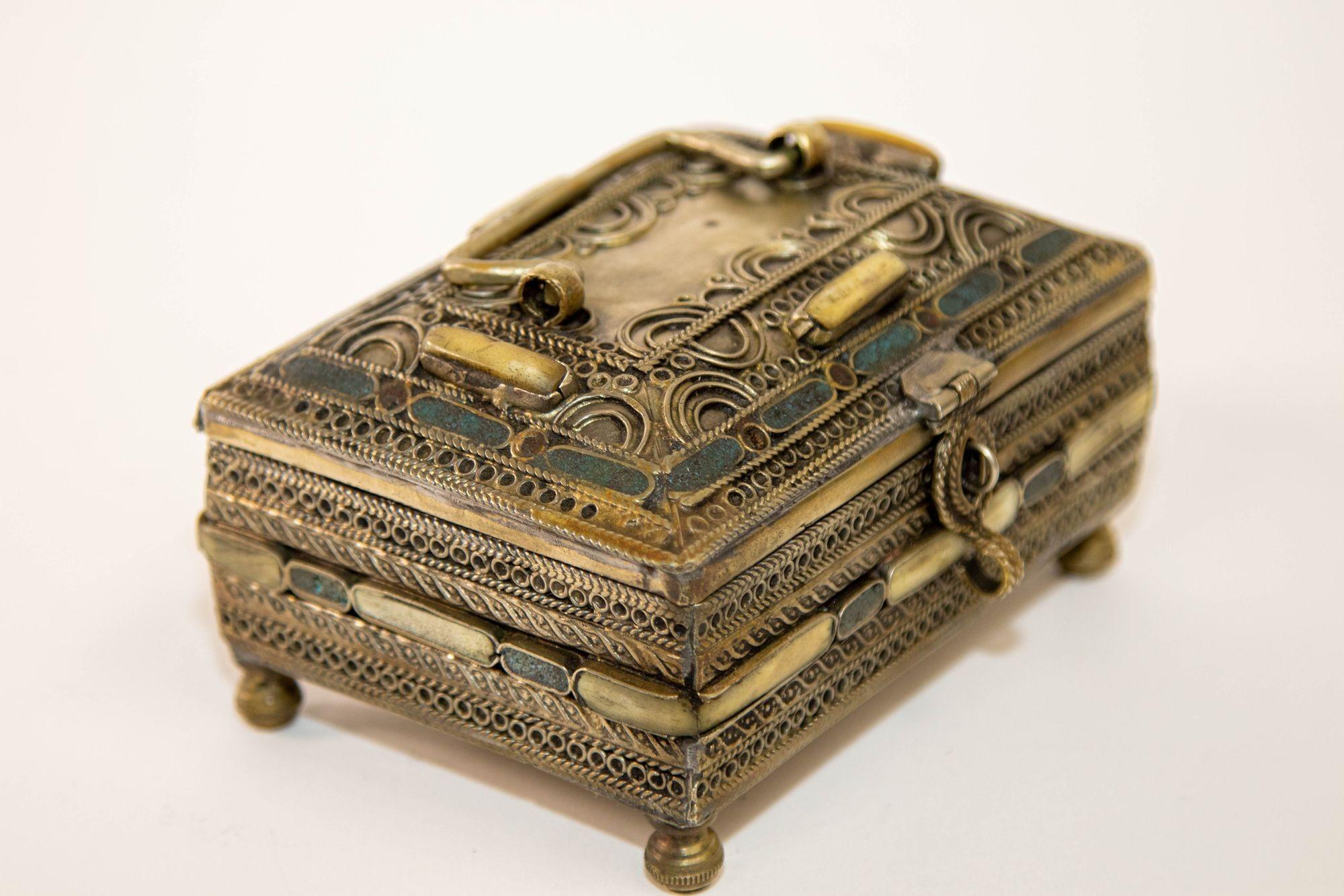 Spanish Toledo Spain Silvered Brass and Enamel Jewelry Box Islamic Moorish Style 1940s