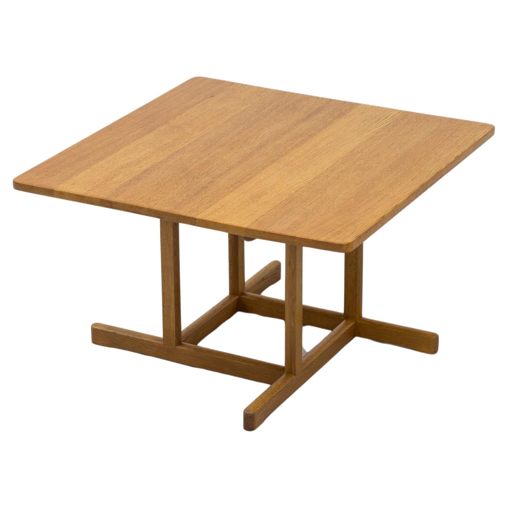Tolid oak table "271" by Børge Mogensen, Fredericia furniture, 1960s For Sale