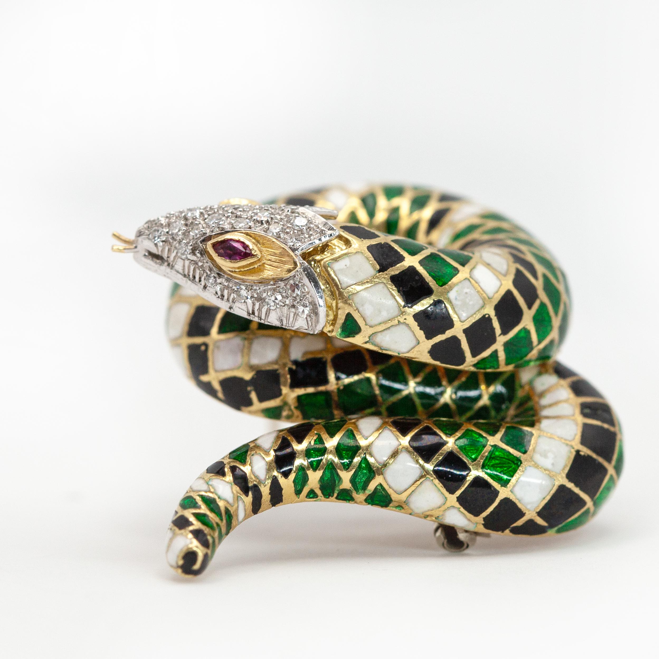 TOLIRO 18K Yellow Gold Diamond Ruby Enamel Snake Brooch In Excellent Condition For Sale In New York, NY
