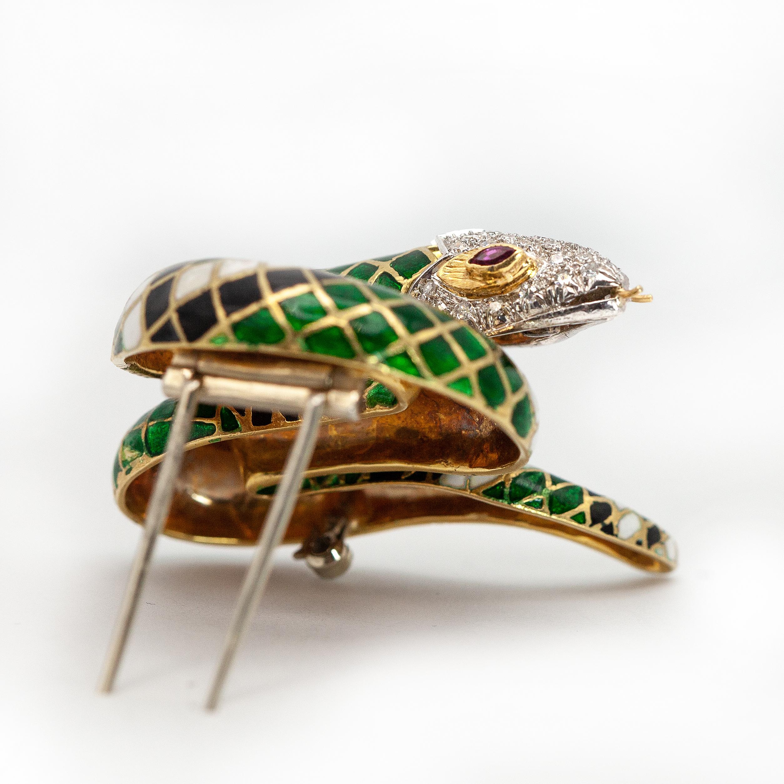TOLIRO 18K Yellow Gold Diamond Ruby Enamel Snake Brooch For Sale 1