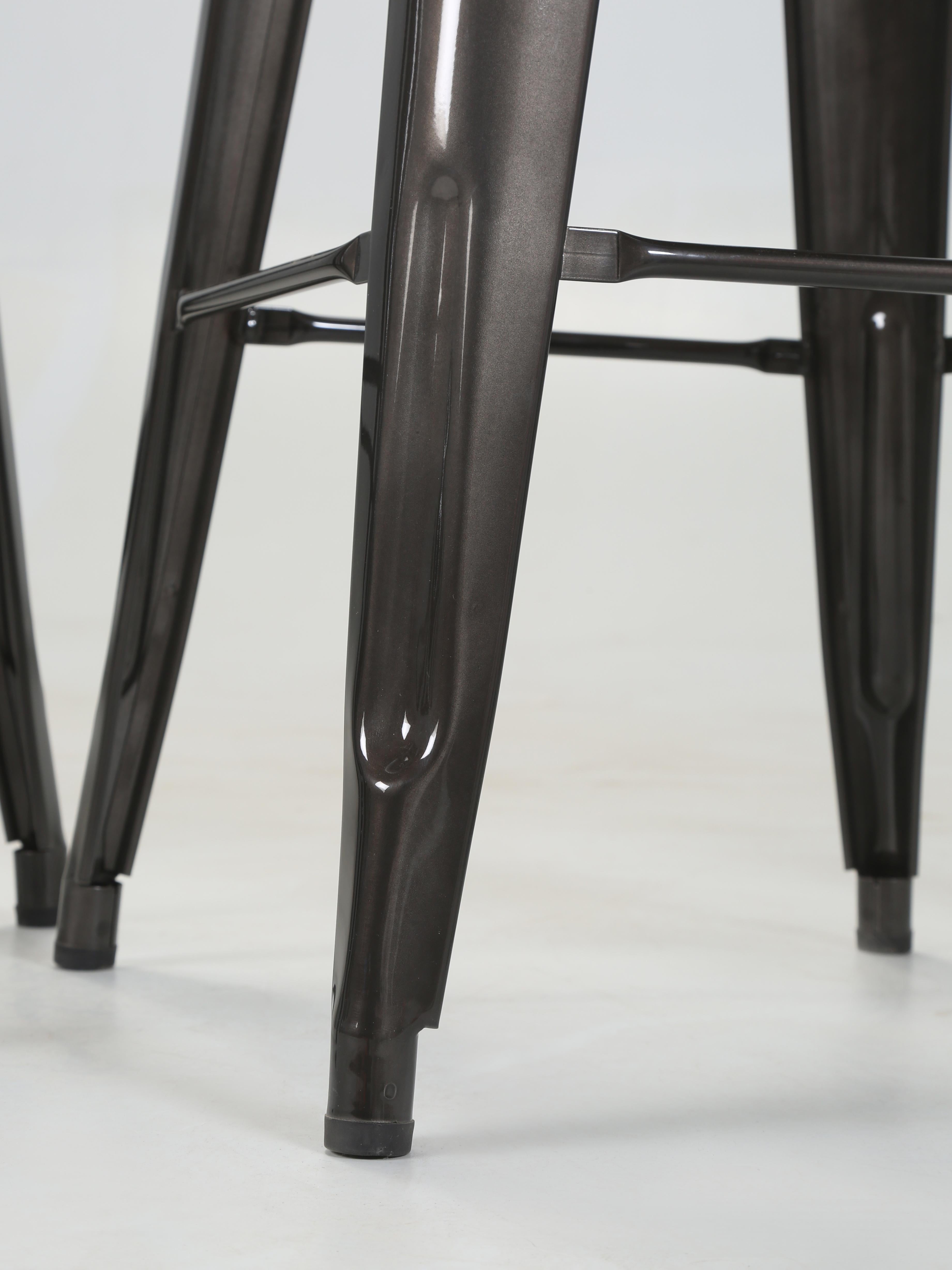 Tolix Authentic French Made in Glossy Dark Grey Bar Height Stools Set of (6) New en vente 2