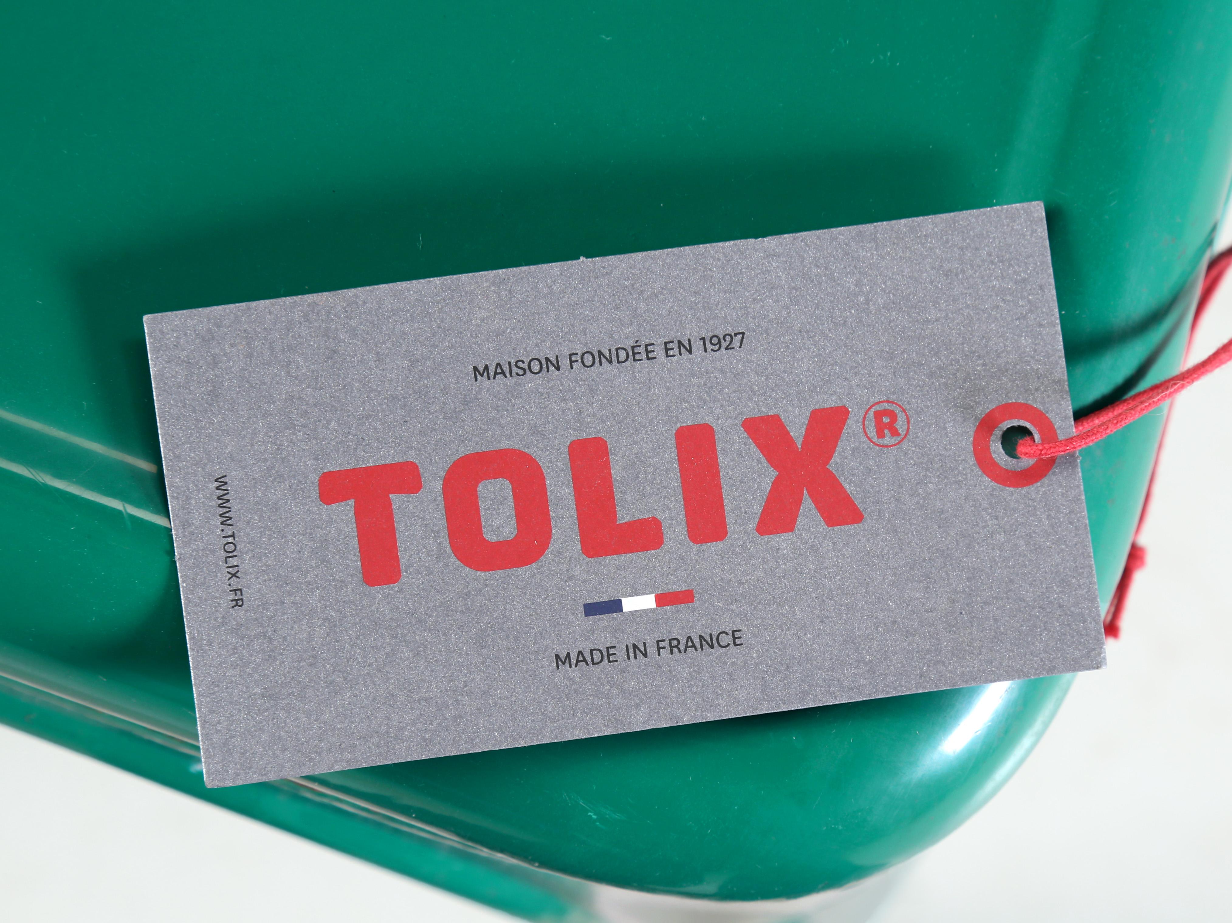 Tolix set de (3) chaises vintage en acier vert envy, Hundreds plus disponibles en vente 9