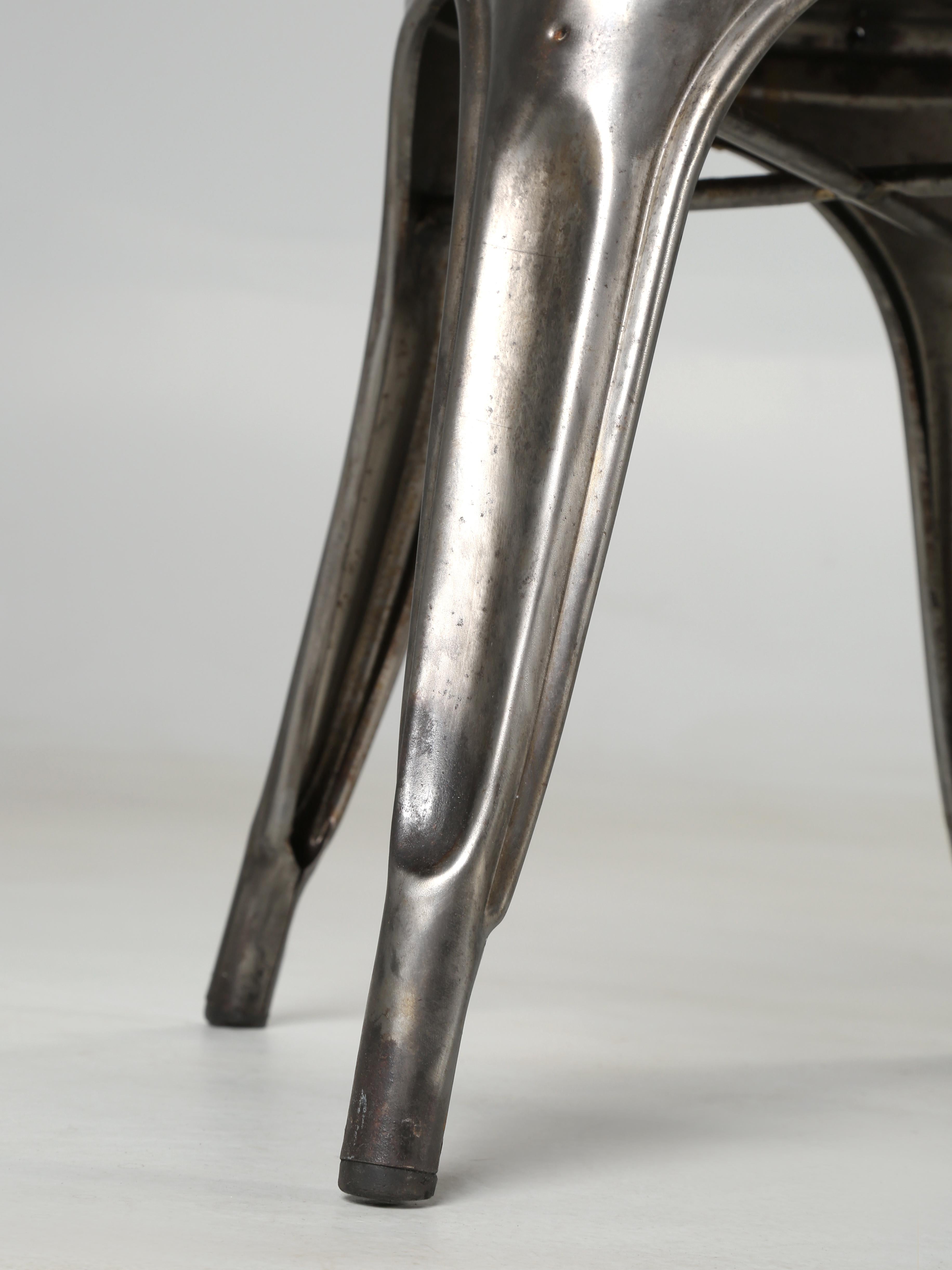 Tolix chaises empilables en acier brut 40 disponibles, ou 100 en peinture d'origine 3