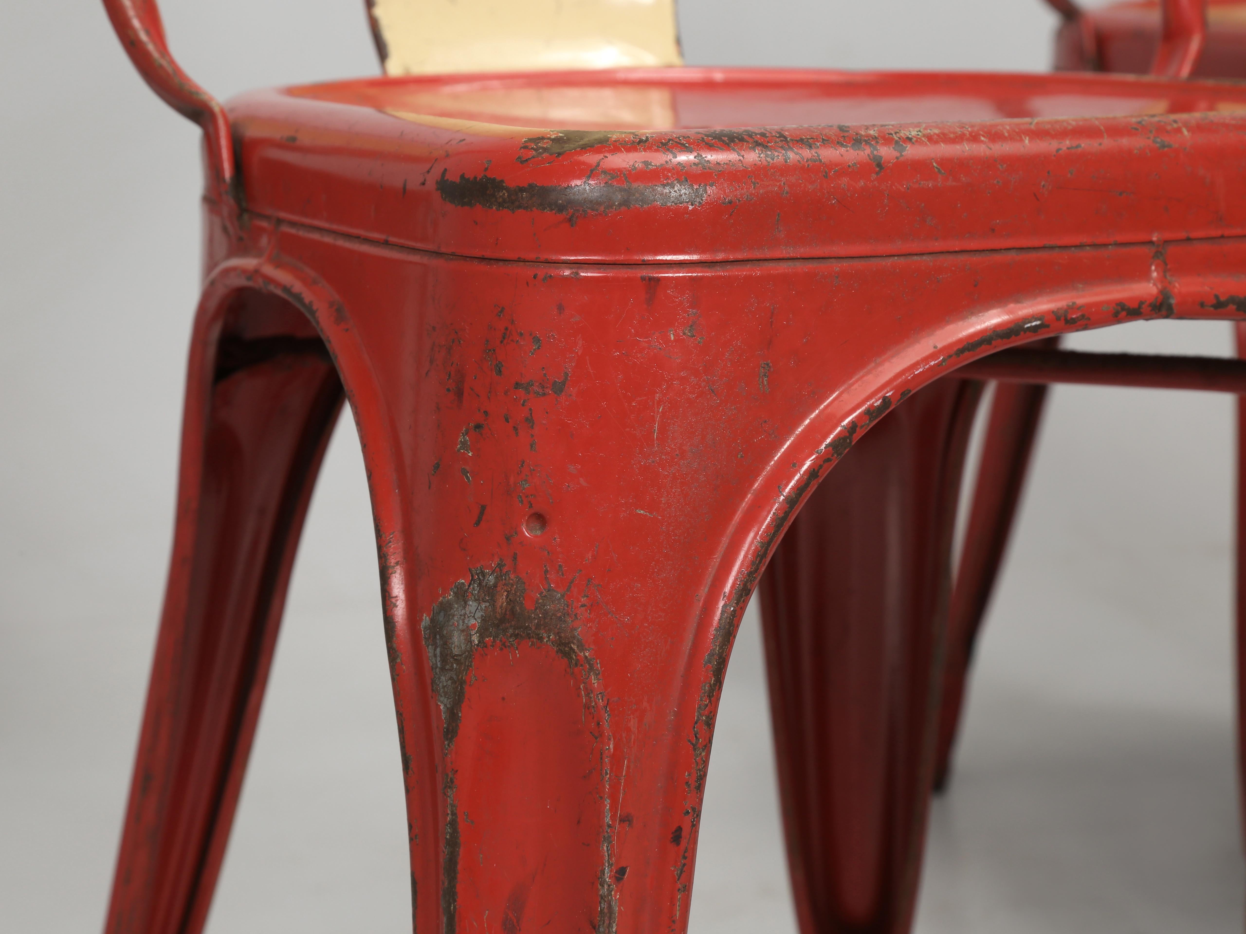 Chaises en acier Tolix Françaises c1950s Peinture originale '1500' Disponibles neuves et usagées en vente 2