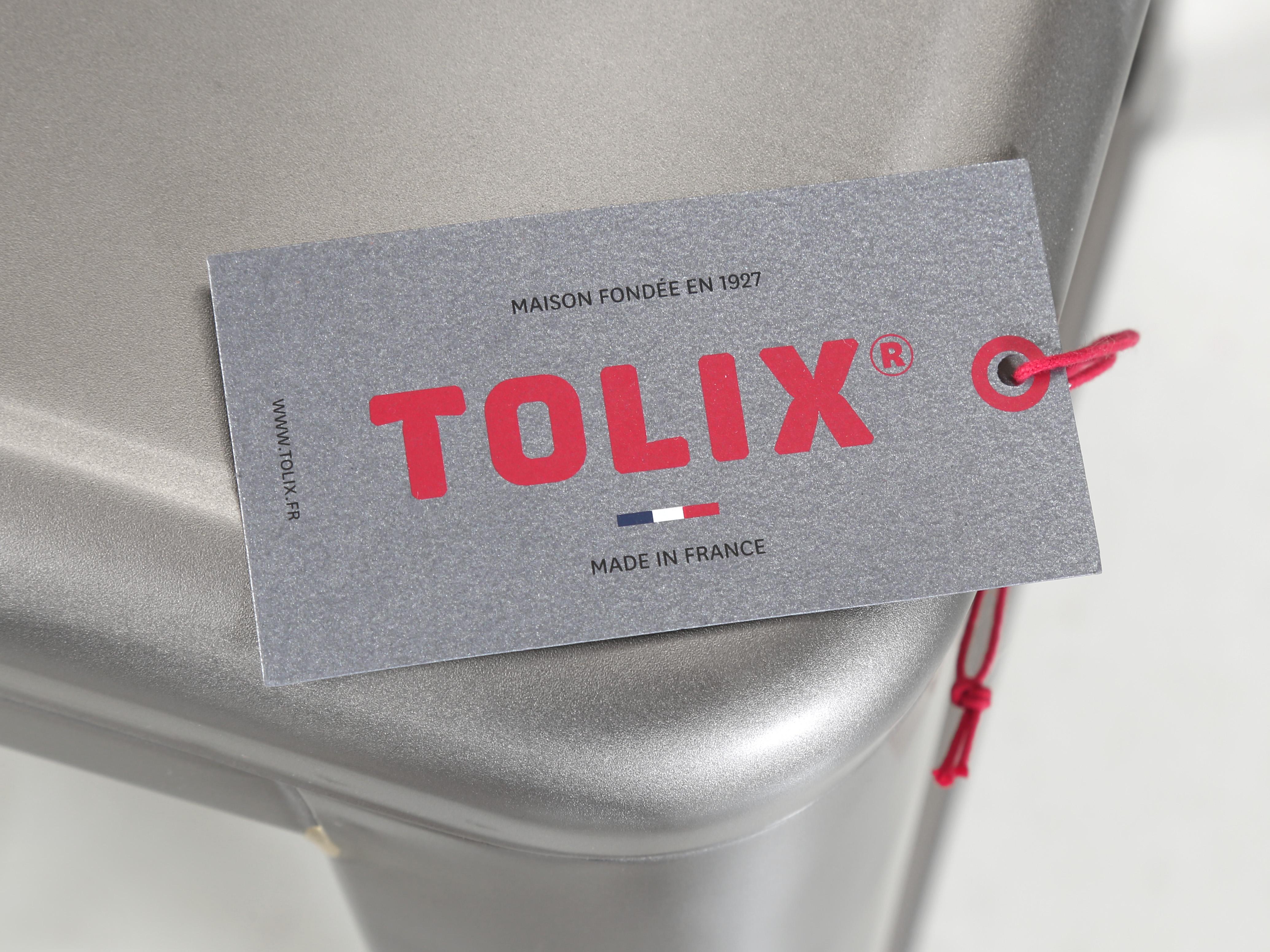 Tolix Hocker mit hoher Rückenlehne aus Stahl in Thekenhöhe aus Satin pulverbeschichtet, hergestellt in Frankreich im Angebot 4