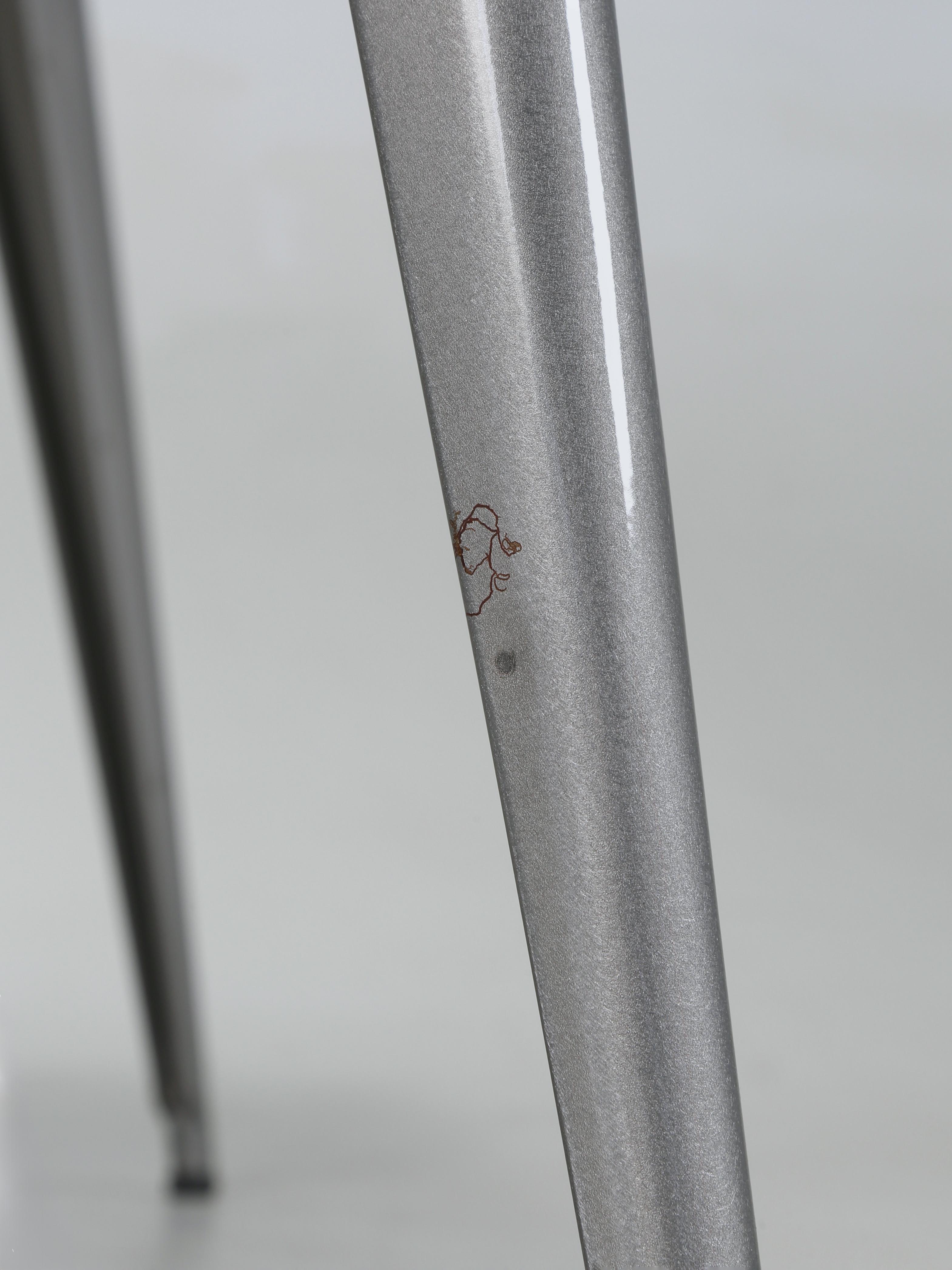 Tolix Steel Small Table Made in France Powder Coated Silver As New Condition For Sale 6
