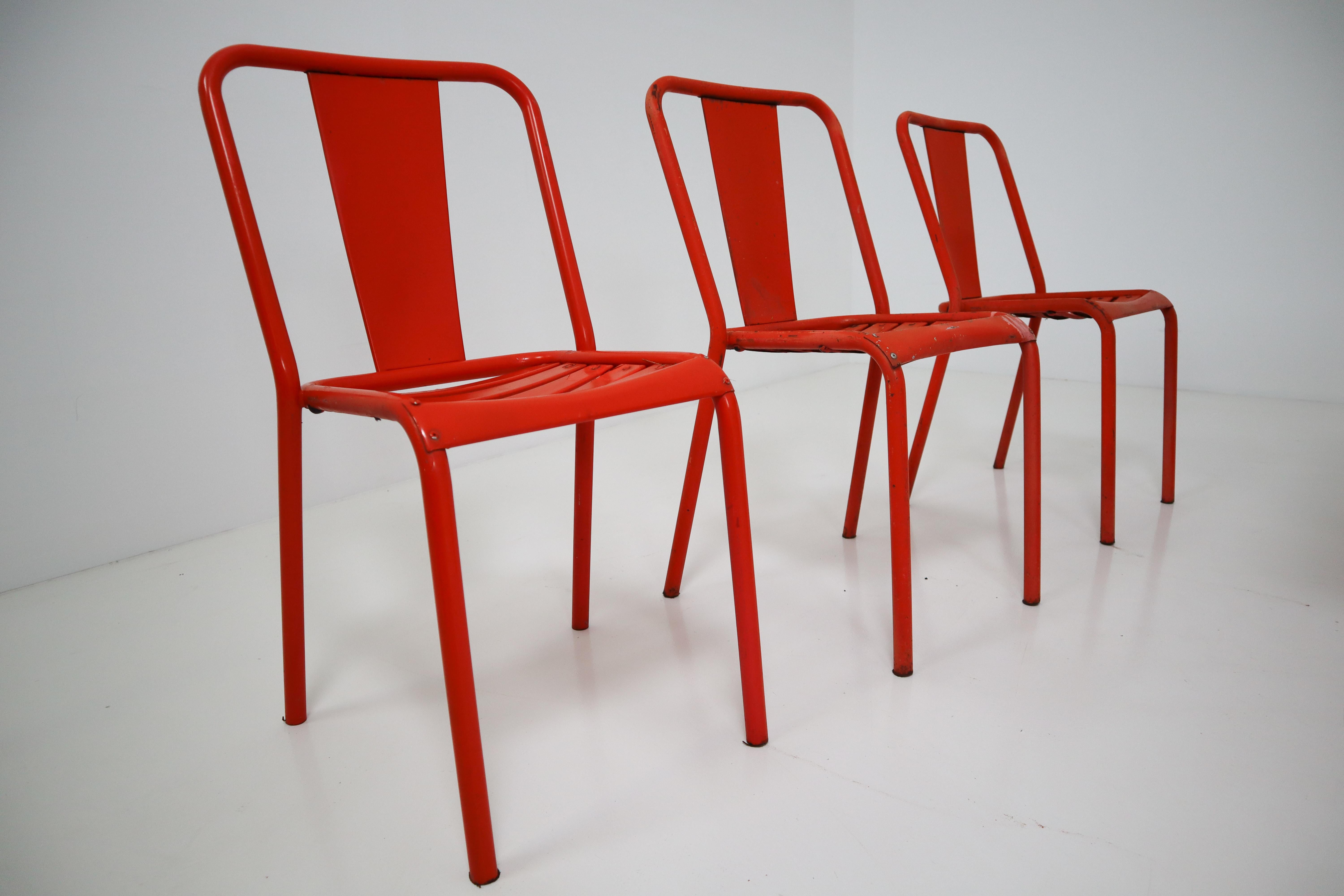 Mid-Century Modern Tolix T4 Metal Set of Six Red Chairs by Designer Xavier Pauchard 1950s