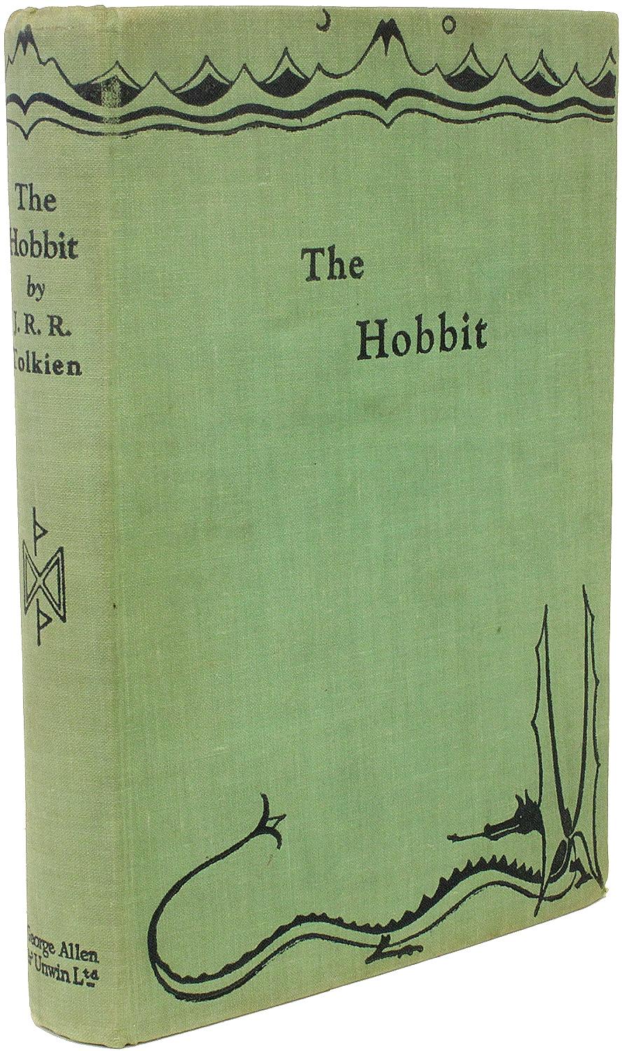 AUTEUR : TOLKIEN, J. R. R. 

TITRE : Le Hobbit ou l'aller-retour.

ÉDITEUR : Londres : George Allen & Unwin Ltd, 1937.

DESCRIPTION : PREMIÈRE ÉDITION, PREMIÈRE IMPRESSION. 1 vol., 7-11/16