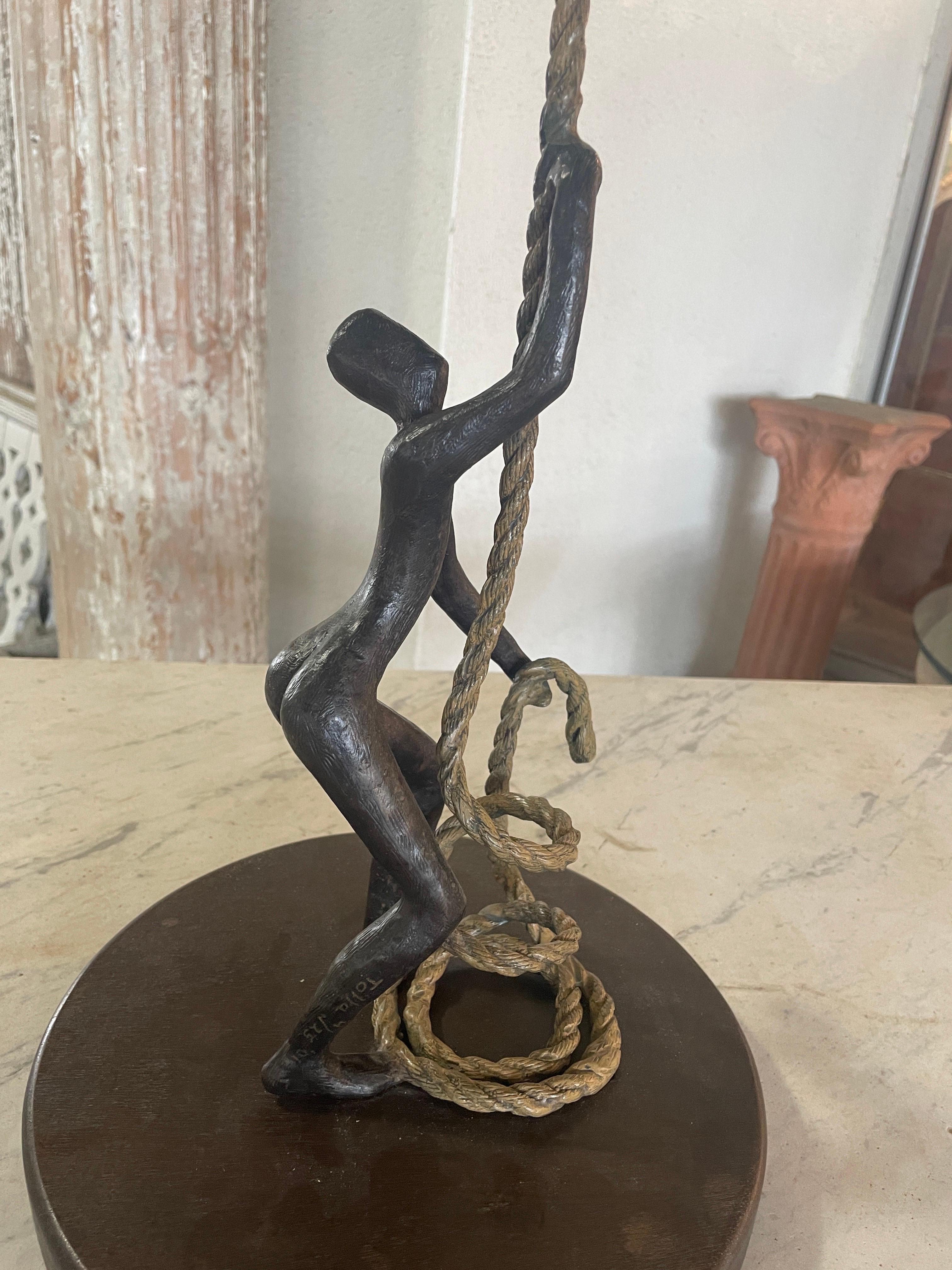 Bronze Tolla Inbar, duo Aspiration, sculpture en bronze, 2001 en vente