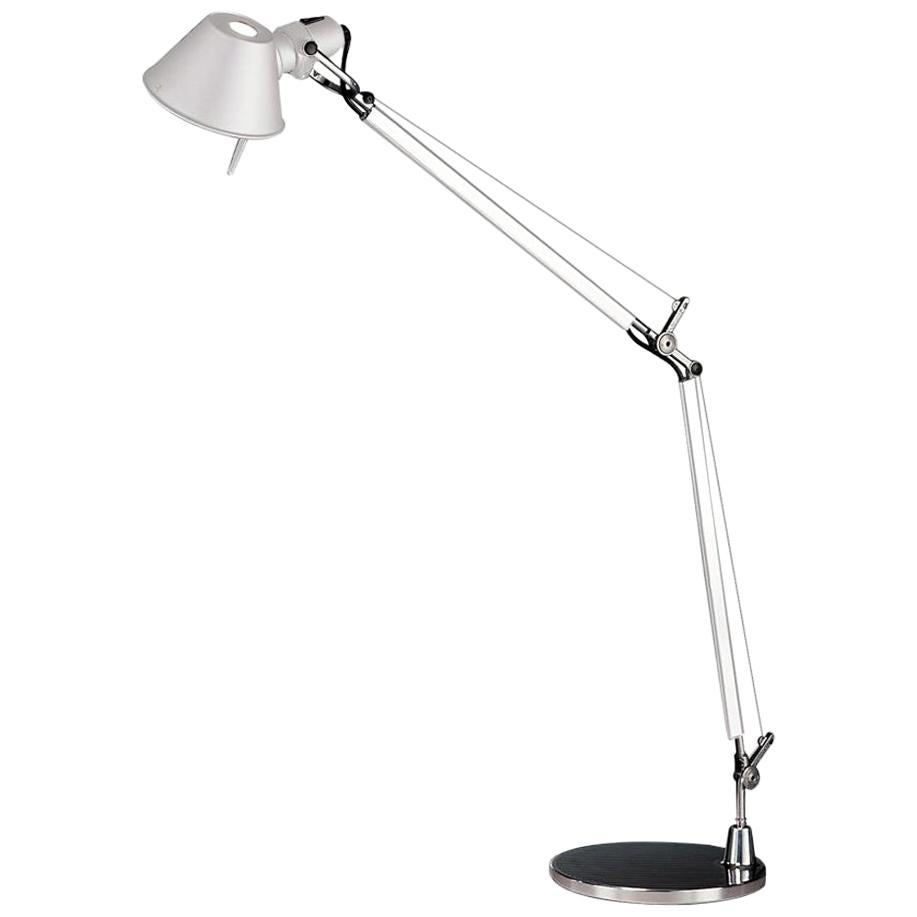 Klassische Tolomeo-Lampe mit weißem Sockel von Michele De Lucchi & Giancarlo Fassina im Angebot