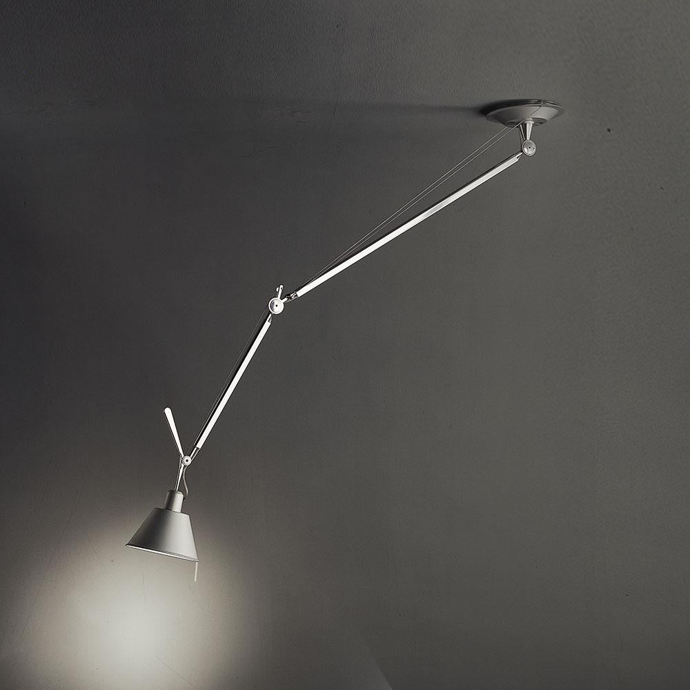 An extension to the iconic Tolomeo family, Tolomeo suspension features the same arm balancing system as the Tolomeo table lamp adapted to a suspension mounting system. 
Available in double suspension or off-center versions, with or without shade,