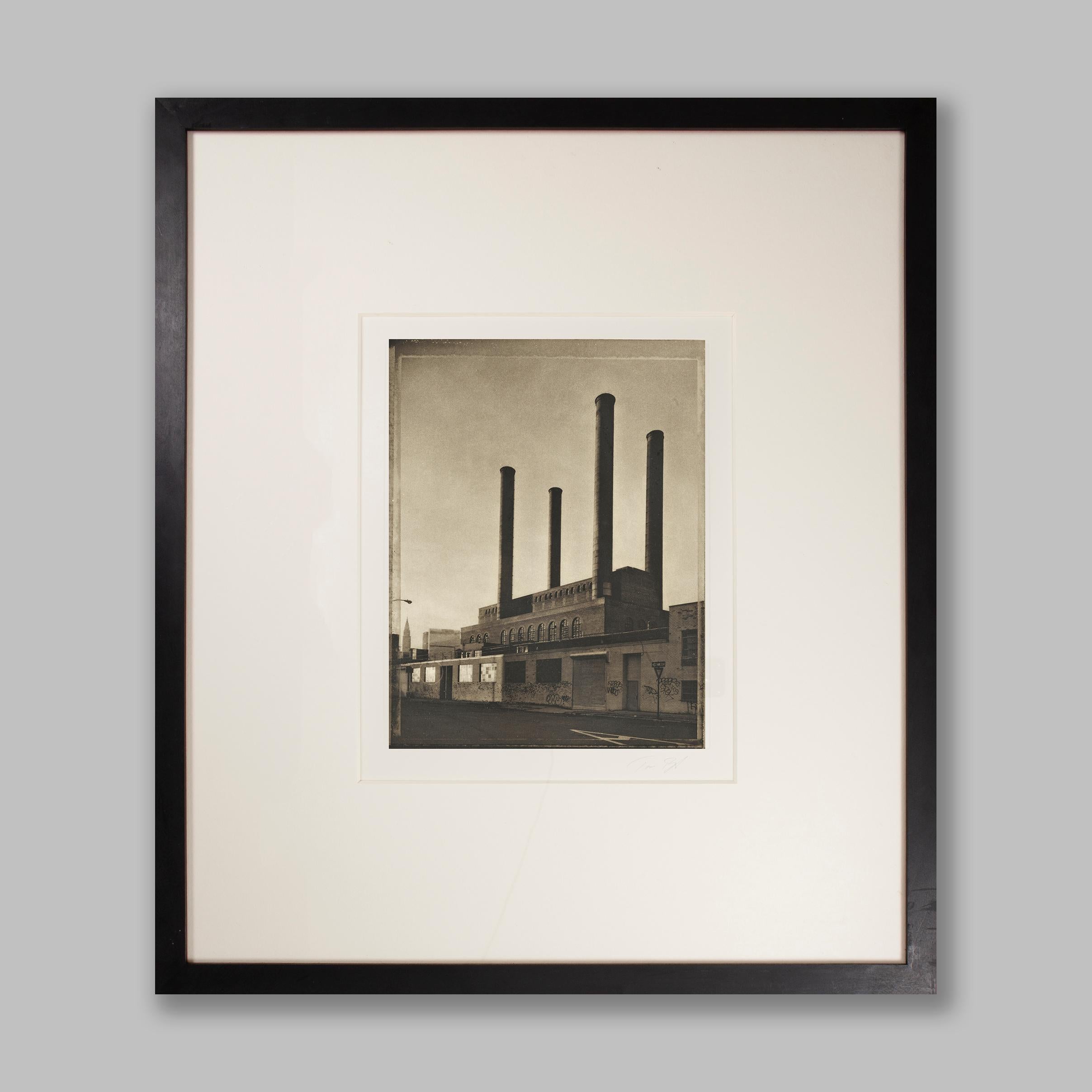 Schornsteine Variation – Photograph von Tom Baril