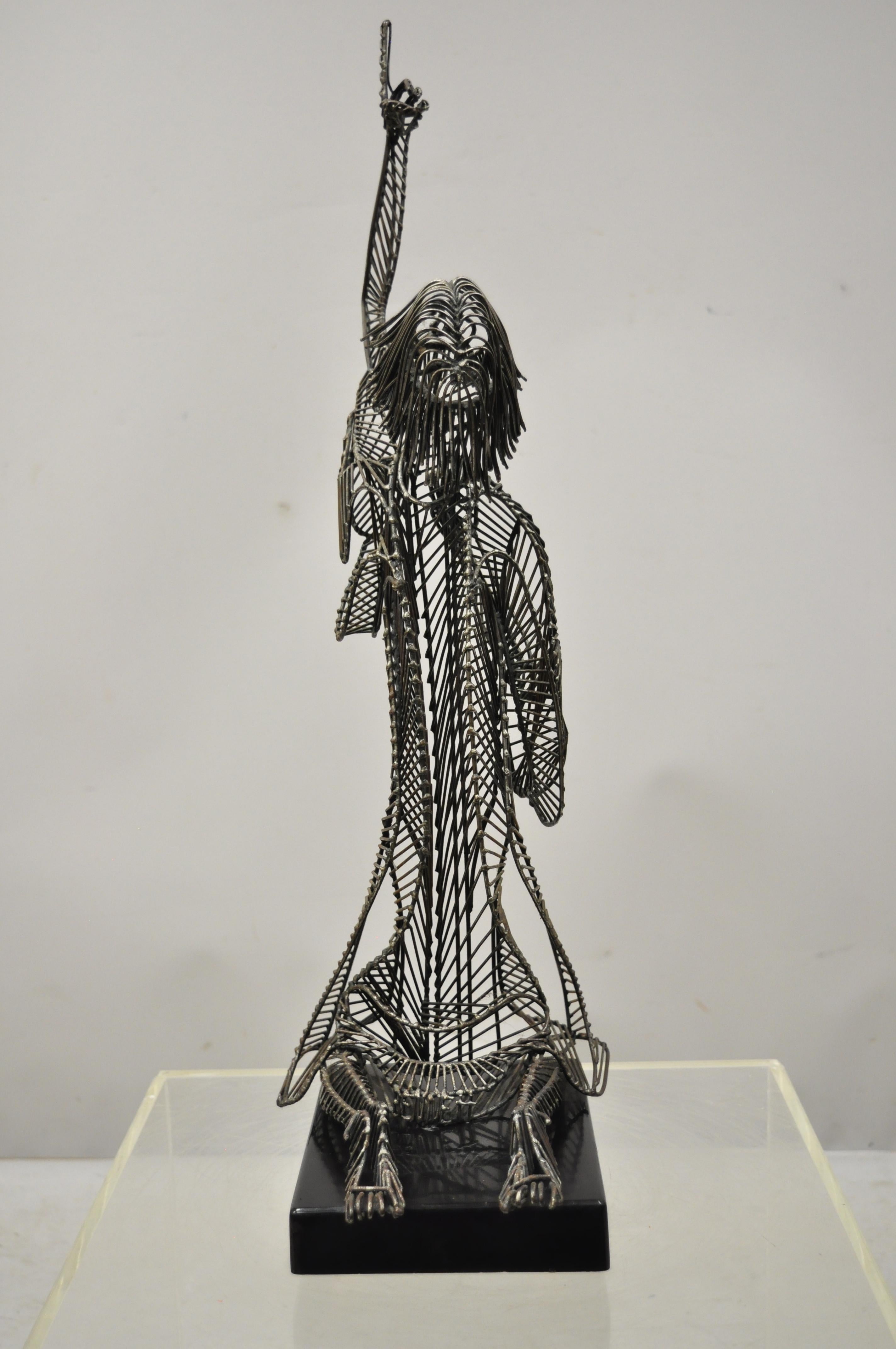 Tom & Bob Bennett Wire Metal Sculpture of Jesus Man on Knees Pointing Up For Sale 2