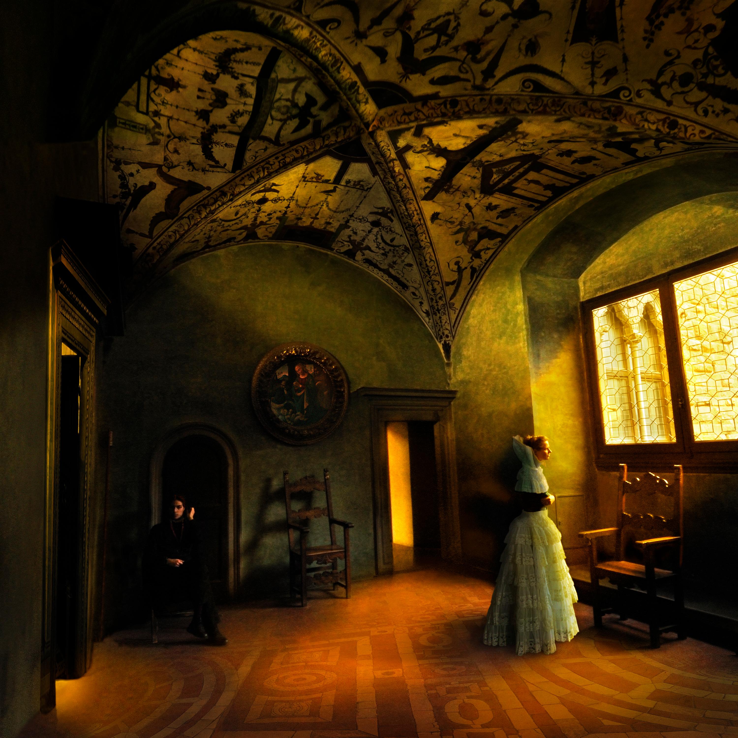 Medici Gold - Photograph by Tom Chambers