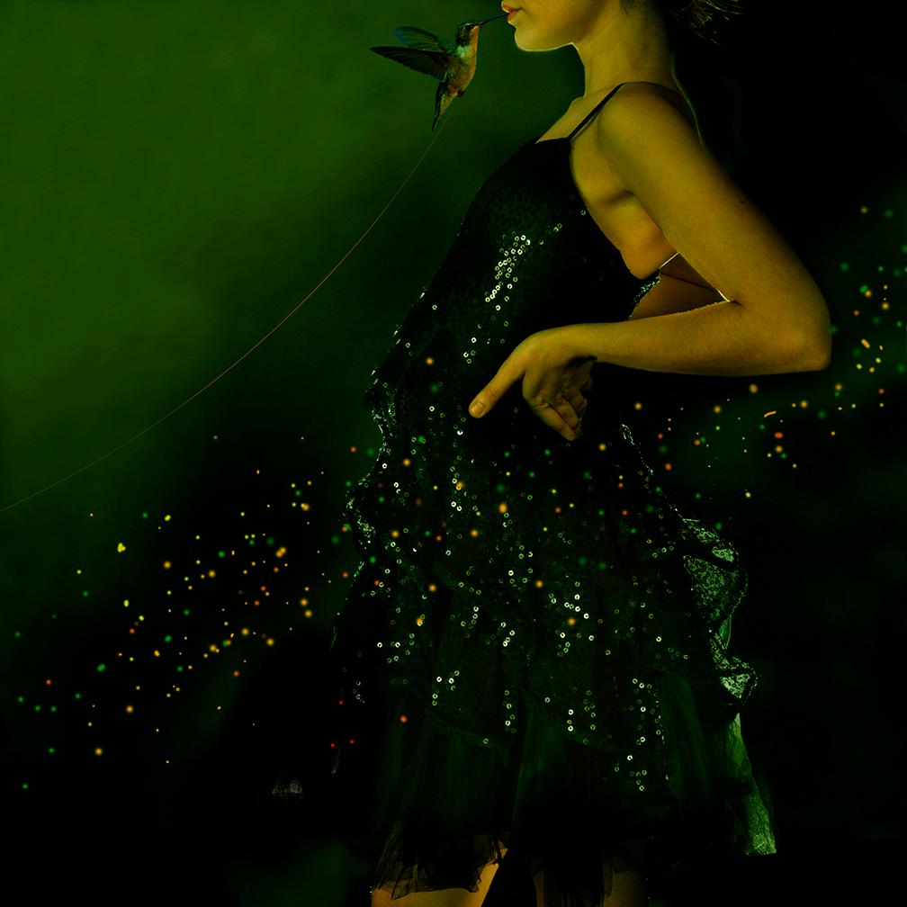 Color Photograph de Tom Chambers - Dulce Néctar