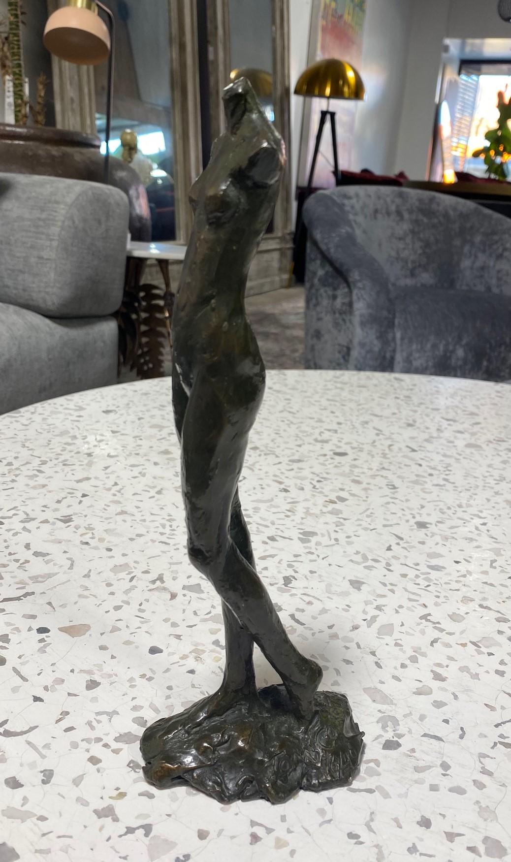 Figurative Bronze-Skulptur einer nackten Frau, Tom Corbin, signiert, limitierte Auflage im Zustand „Gut“ in Studio City, CA