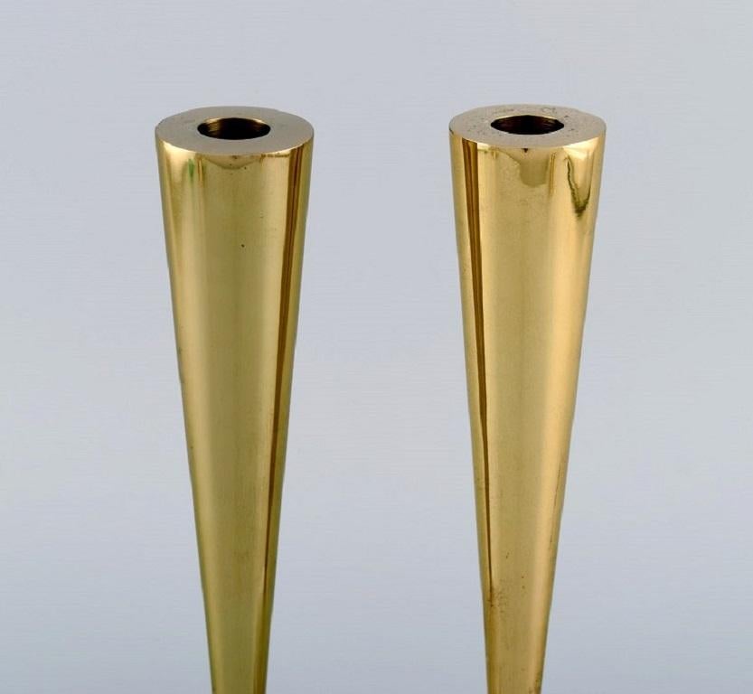 Tom Dixon, British Designer, a Pair of Candlesticks in Brass and Marble In Excellent Condition For Sale In Copenhagen, DK