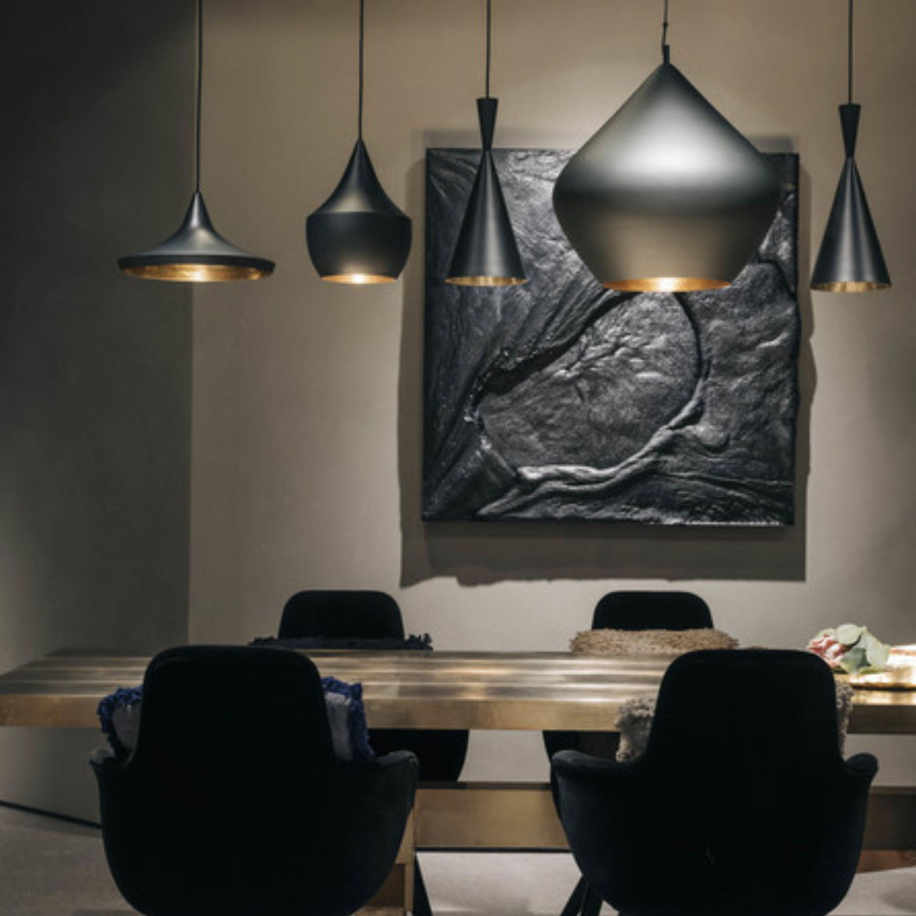 Martelé Pendentif en métal noir 'Beat Fat' de Tom Dixon en vente