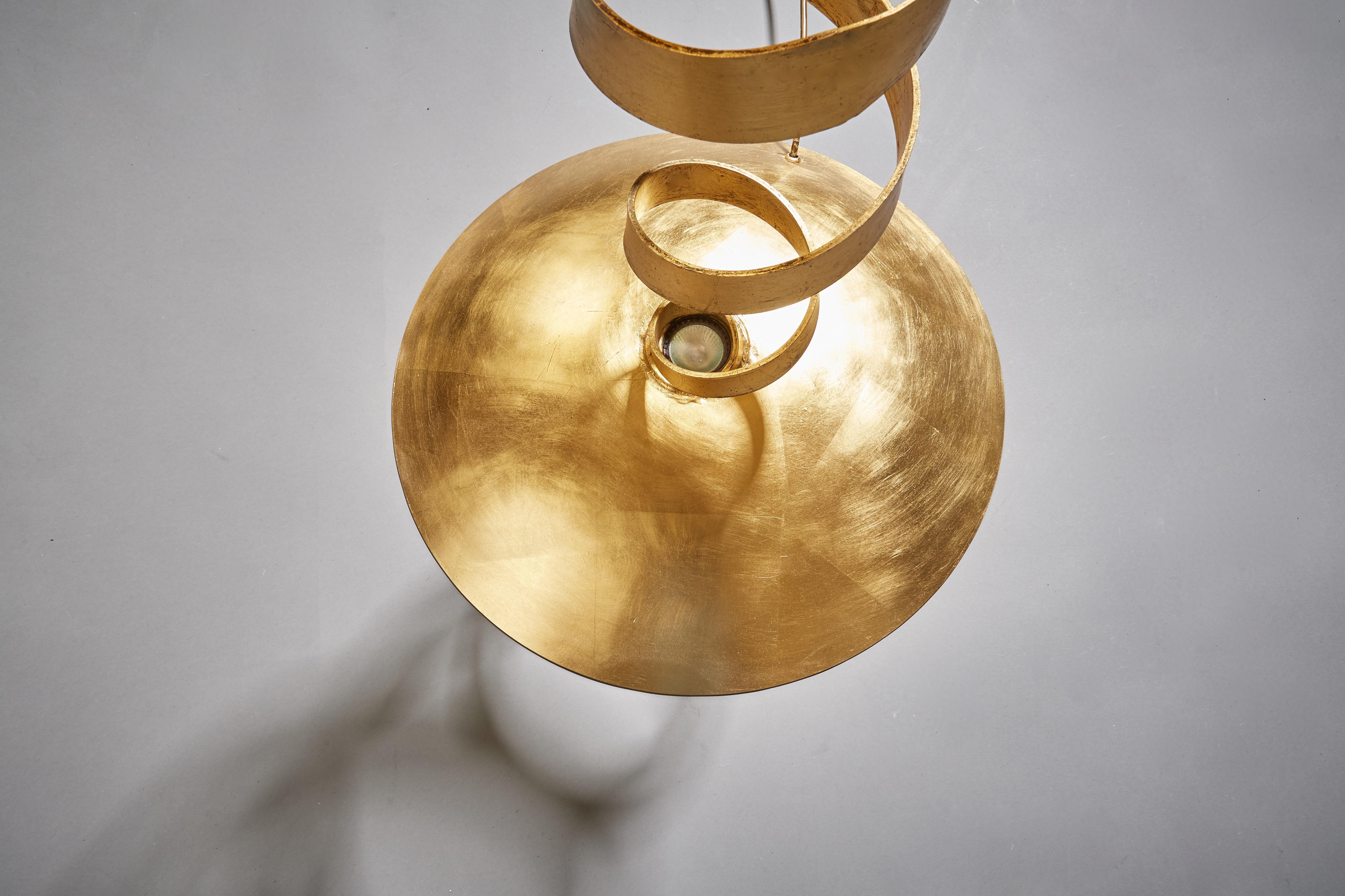 Tom Dixon, Early Pair of Kinetic Gold Leaf Spiral Floor Lamps, UK 1988 For Sale 5