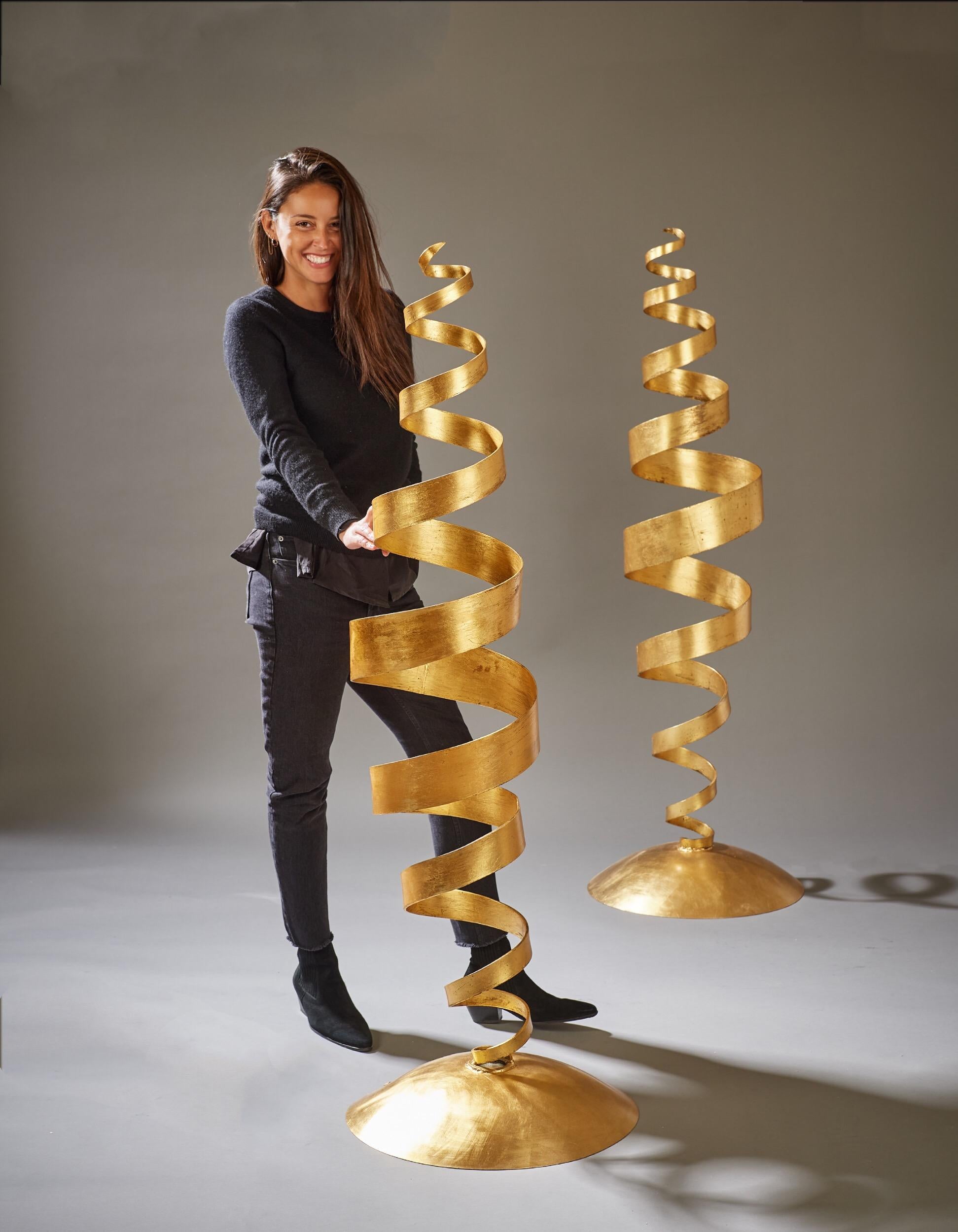Tom Dixon, Early Pair of Kinetic Gold Leaf Spiral Floor Lamps, UK 1988 For Sale 9