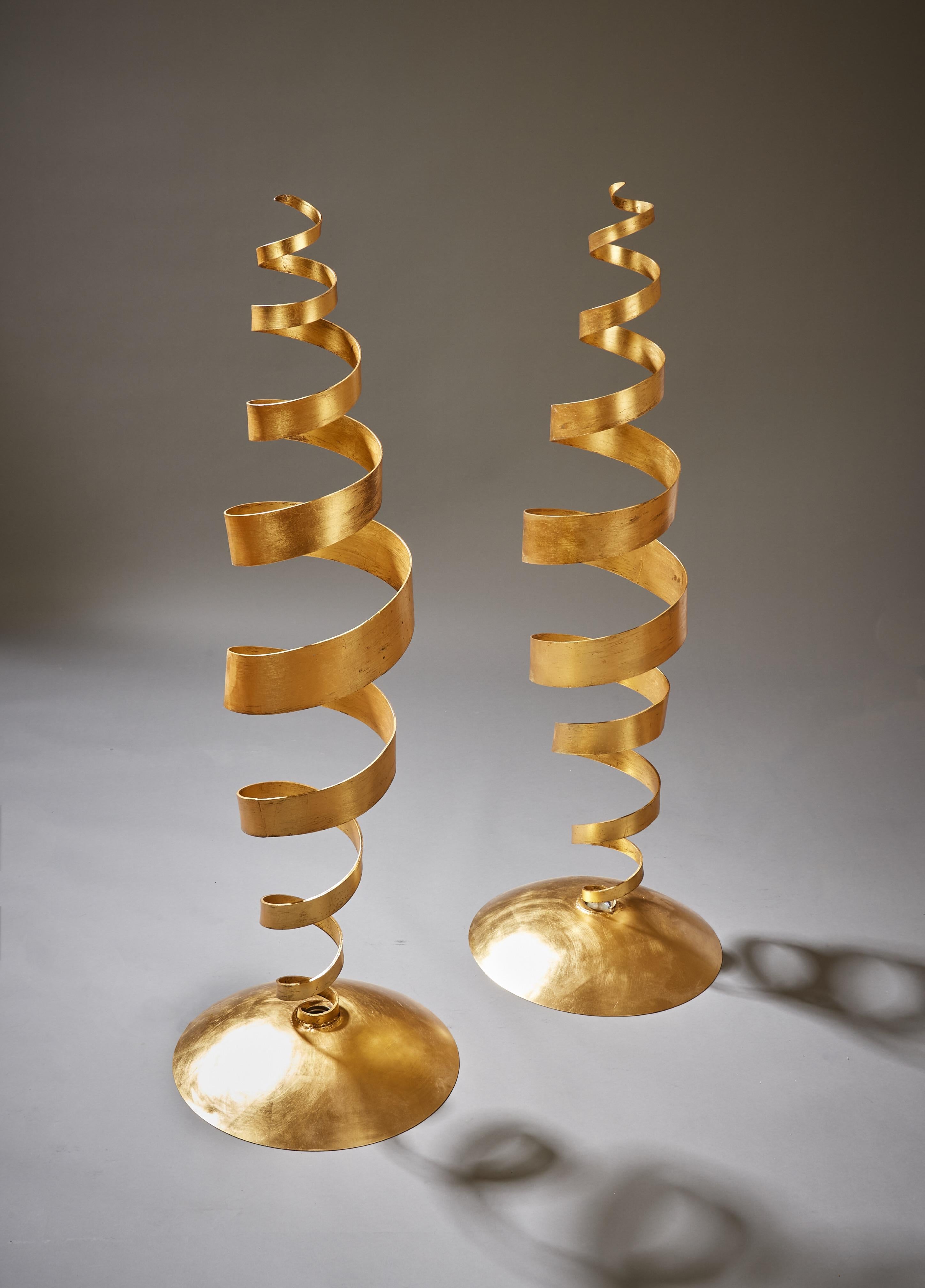 Late 20th Century Tom Dixon, Early Pair of Kinetic Gold Leaf Spiral Floor Lamps, UK 1988 For Sale