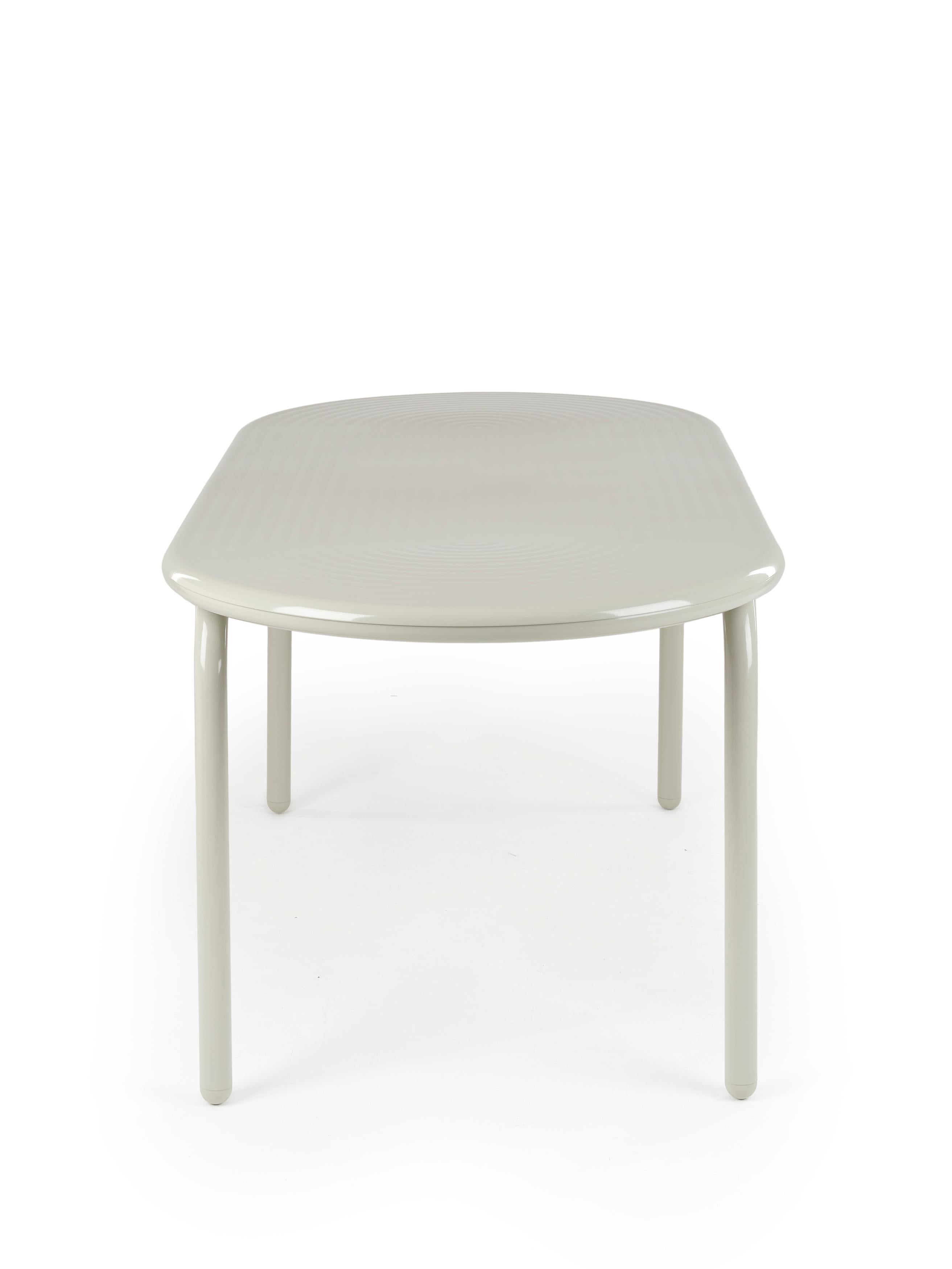 Mid-Century Modern Tom Dixon 'Groove' Aluminum Outdoor Dining Table in Putty For Sale