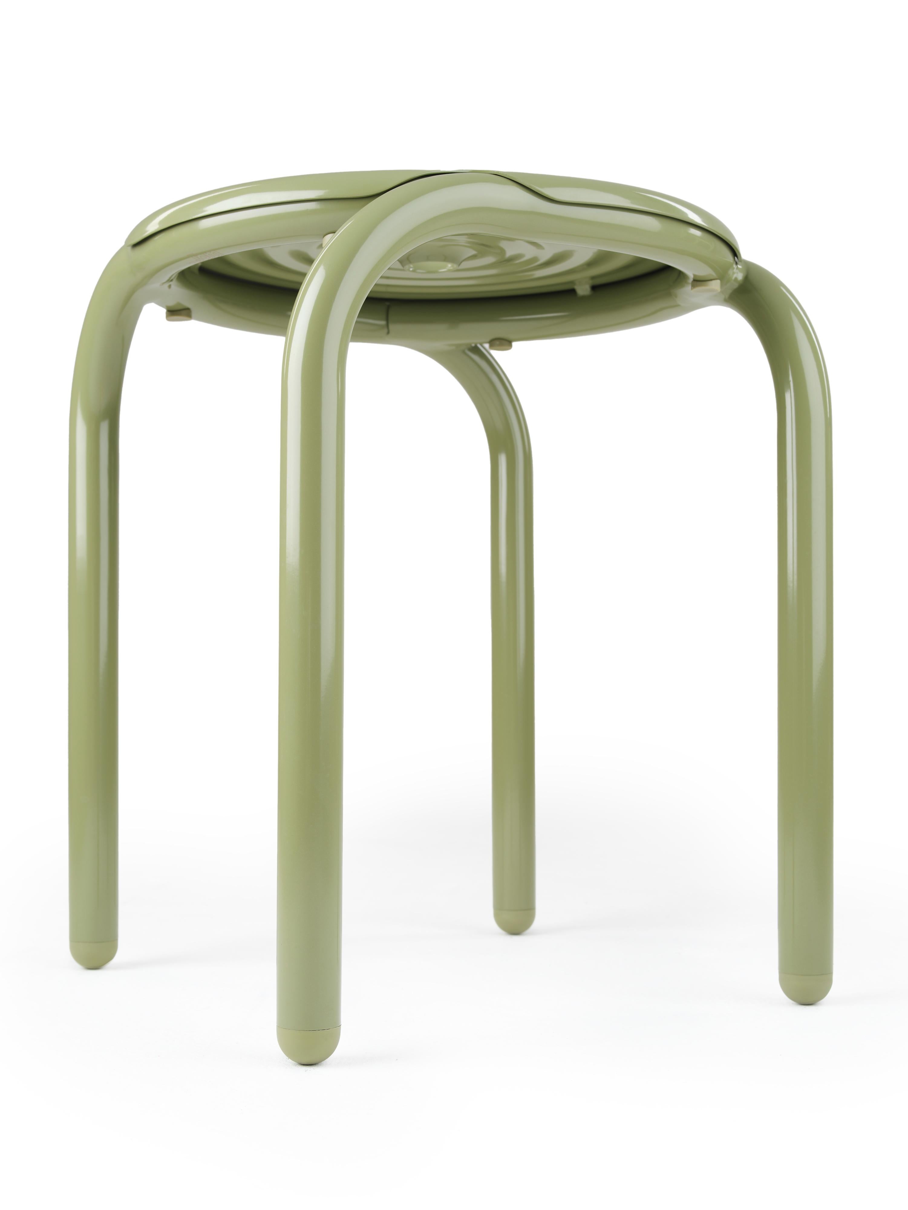 Tom Dixon 'Groove' Aluminum Outdoor Stool in Putty For Sale 5