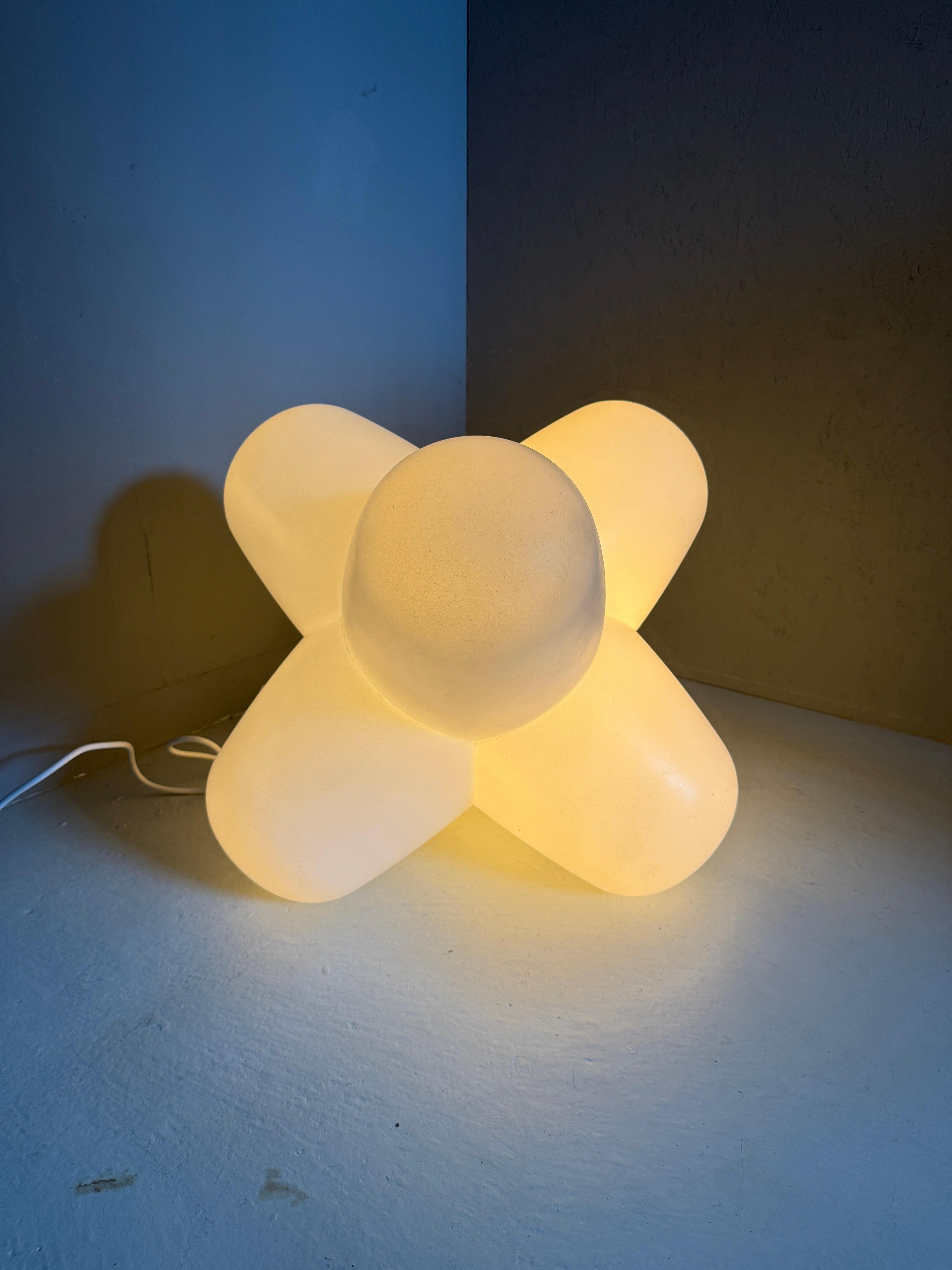 Tom Dixon emblématique tabouret de lampadaire empilable Jack 1994 - LAuréat du prix du design en vente 10