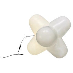 Tom Dixon, l'iconica lampada da terra-sgabello impilabile 'Jack' 1994 - VINCITORE DEL PREMIO DESIGN