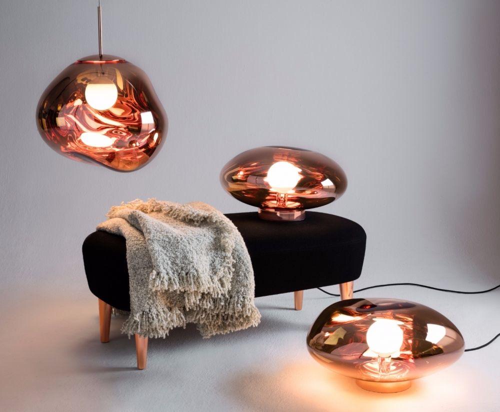 Tom Dixon large copper melt pendant, globe lighting fixture, UK, 2019. New in box, never installed. MSRP 1100 USD.

Melt is a beautifully distorted lighting globe that creates a mesmerizing melting hot blown glass effect. Translucent when on and