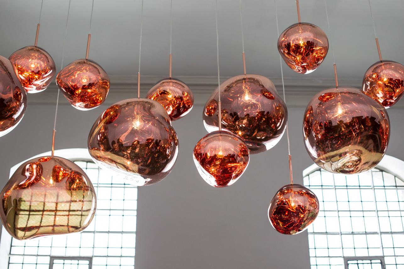 Moderno Tom Dixon 'Melt' Polished Copper Polycarbonate Pendant in vendita