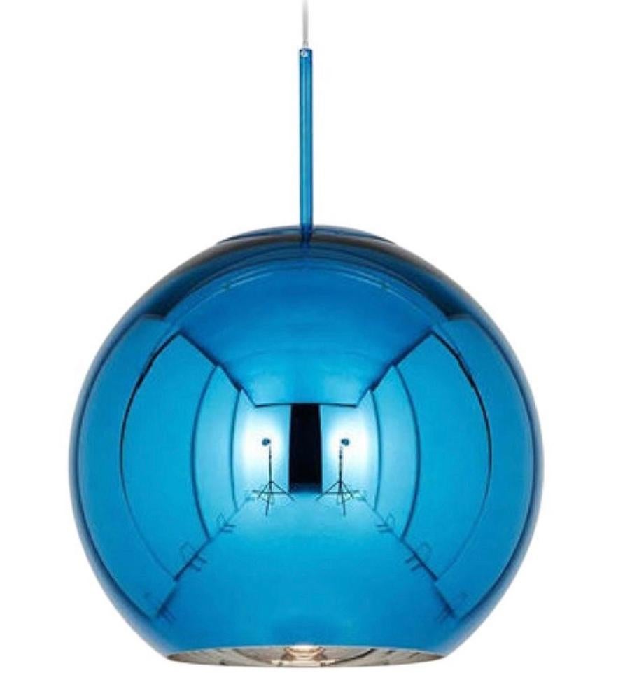 Anglais Grande lampe à suspension minimaliste en cuivre bleu Tom Dixon, édition limitée en vente