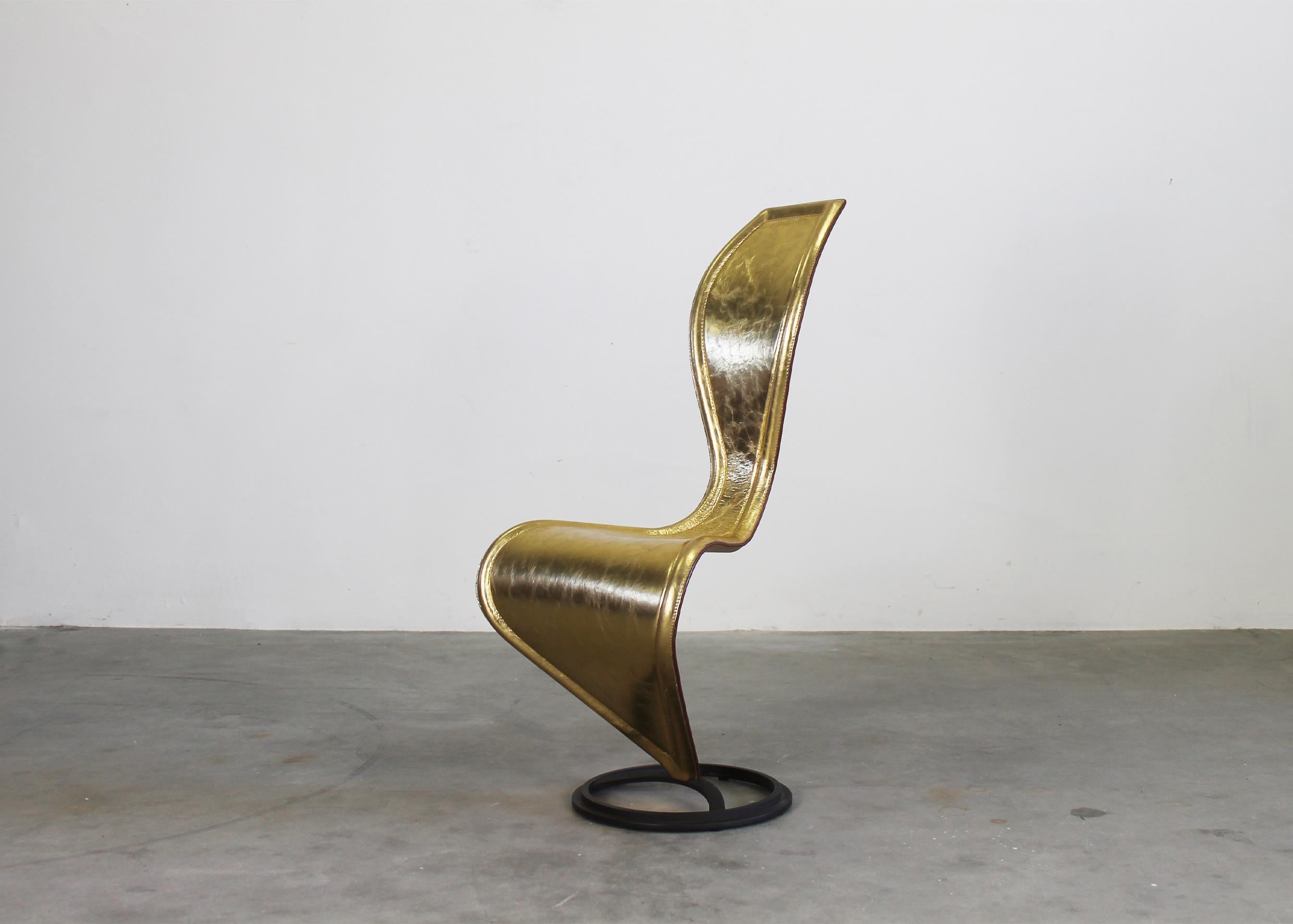 Autre Chaise S de Tom Dixon en cuir doré et structure métallique par Cappellini, années 2000 en vente