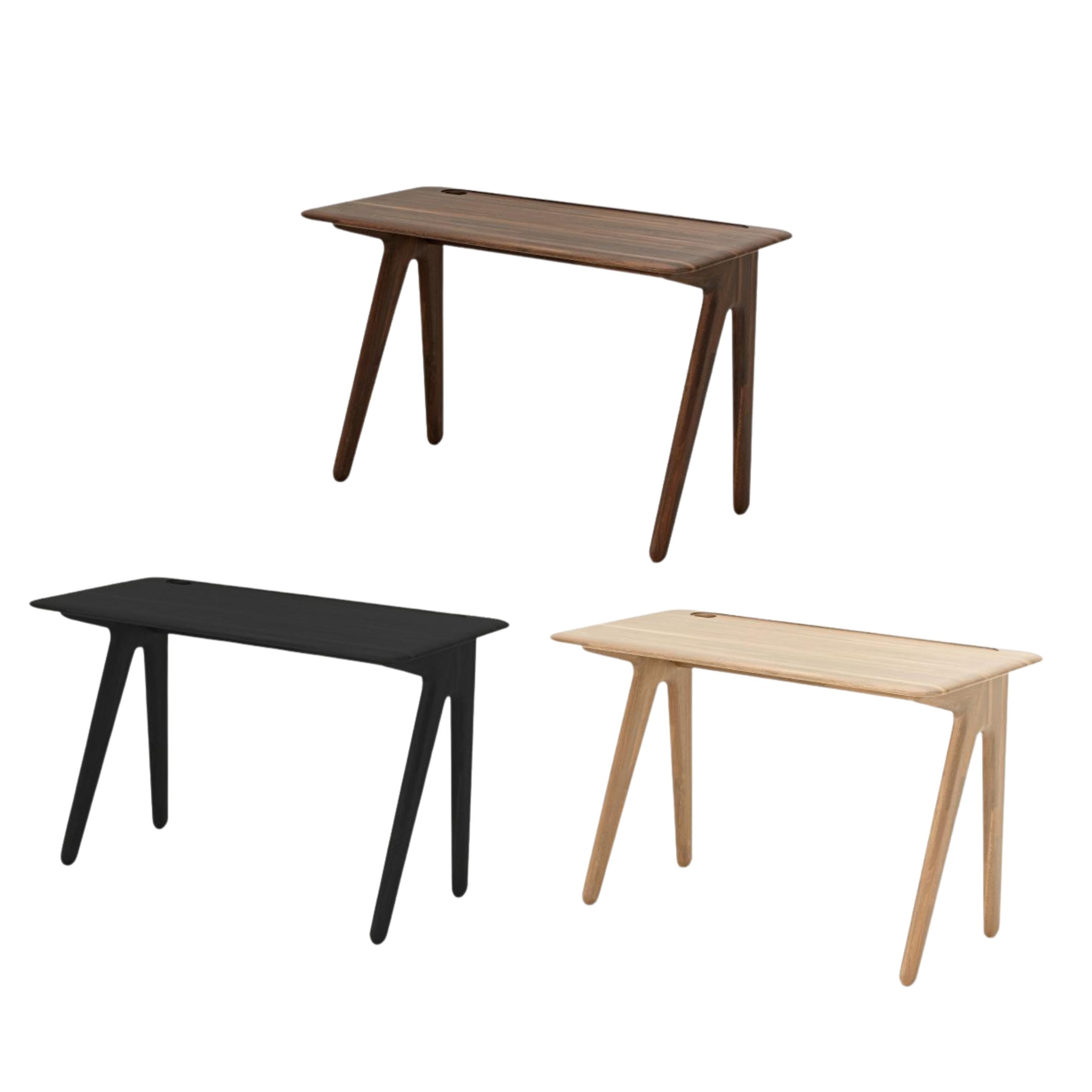 Britannico Scrivania in legno massiccio Tom Dixon 'Slab' in Oak Oak tinto nero in vendita