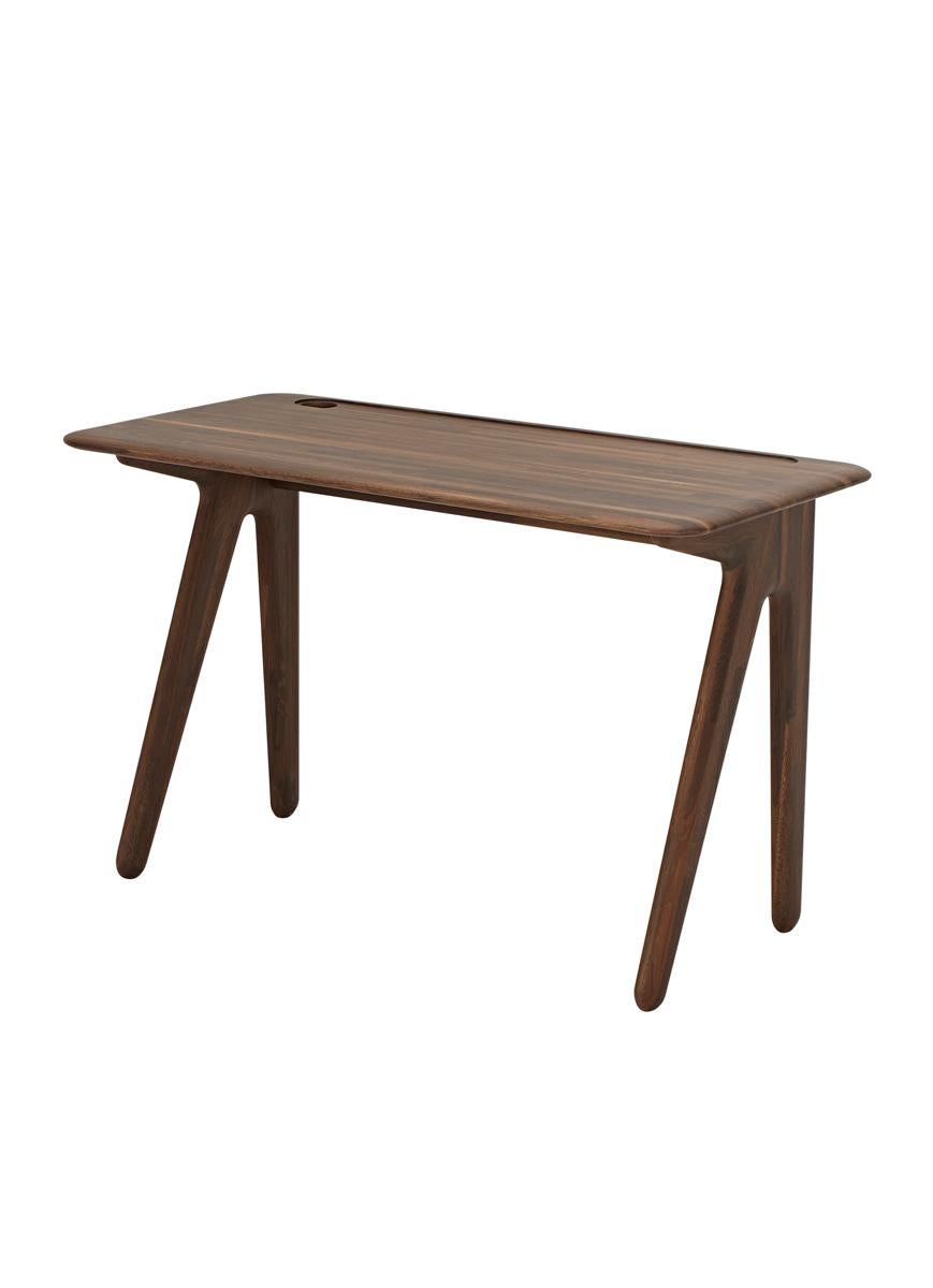Mordenzato Scrivania in legno massiccio Tom Dixon 'Slab' in Oak Oak tinto nero in vendita