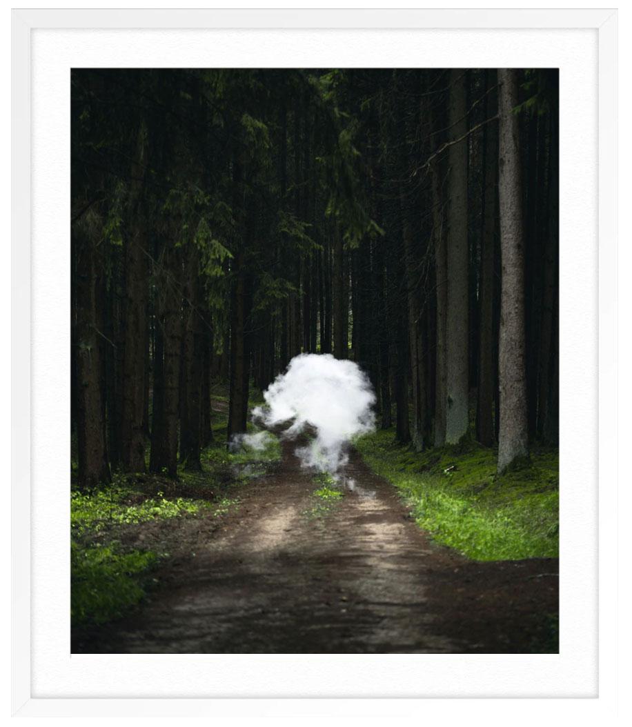 À PROPOS DE CET ARTISTE : Tom Fabia est un artiste français vivant dans le sud de la France. Ses parents sont tous deux artistes et il a choisi de suivre leur exemple. En tant que photographe, Tom se concentre principalement sur les paysages. Il