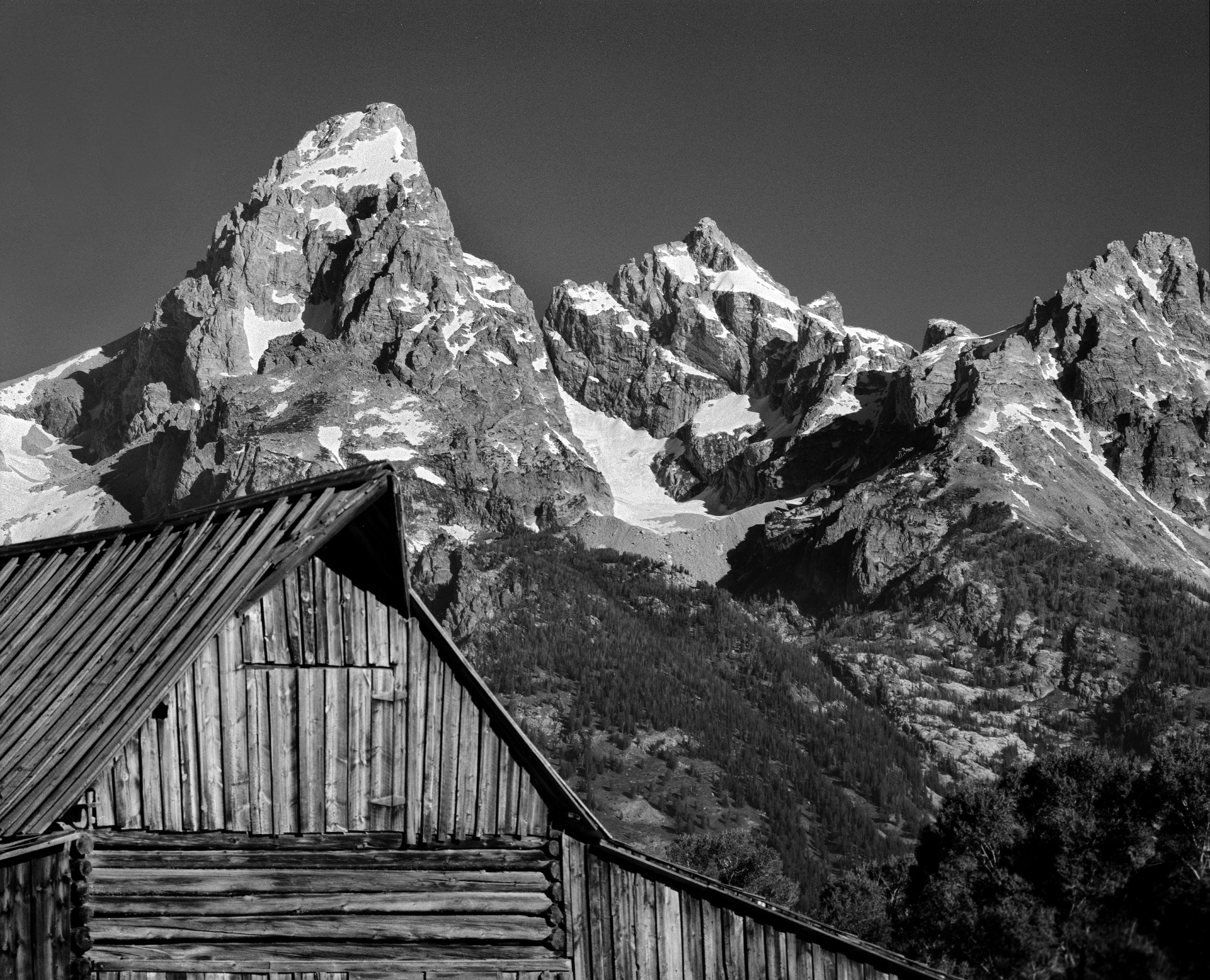Moulton Scheune und Tetons (Schwarz-Weiß)