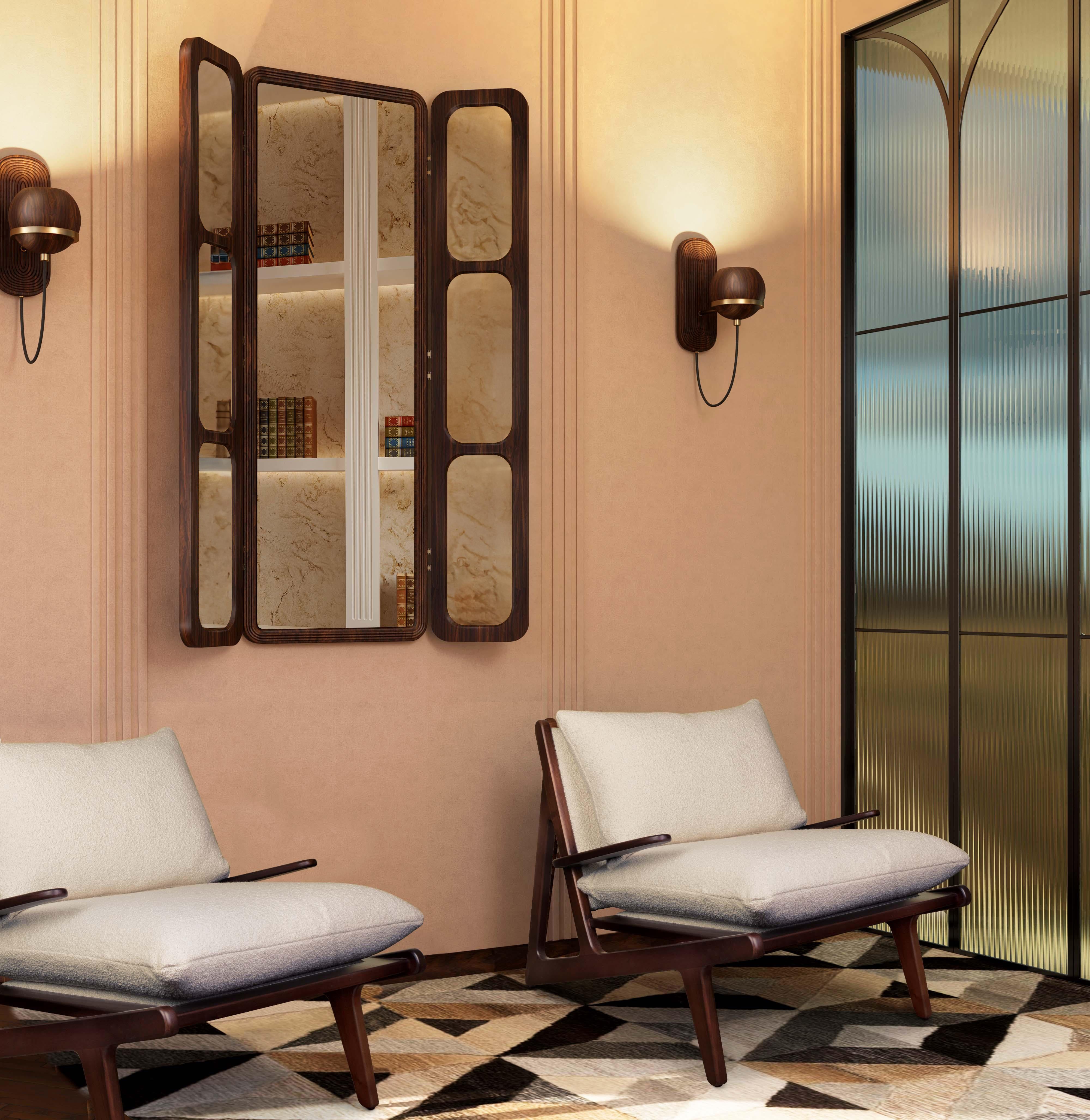 Tom Folding Mirror Nussbaum Holz Rattan Made in Portugal von Wood Tailors Club (Portugiesisch) im Angebot
