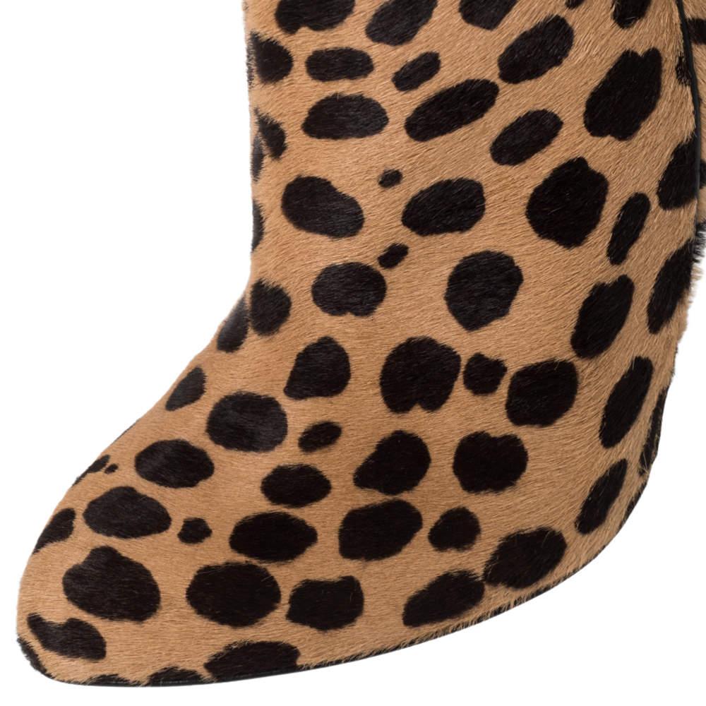 Tom Ford Beige/Brown Leopard Print Calf Hair Knee Length Boots Size 37 For Sale 2