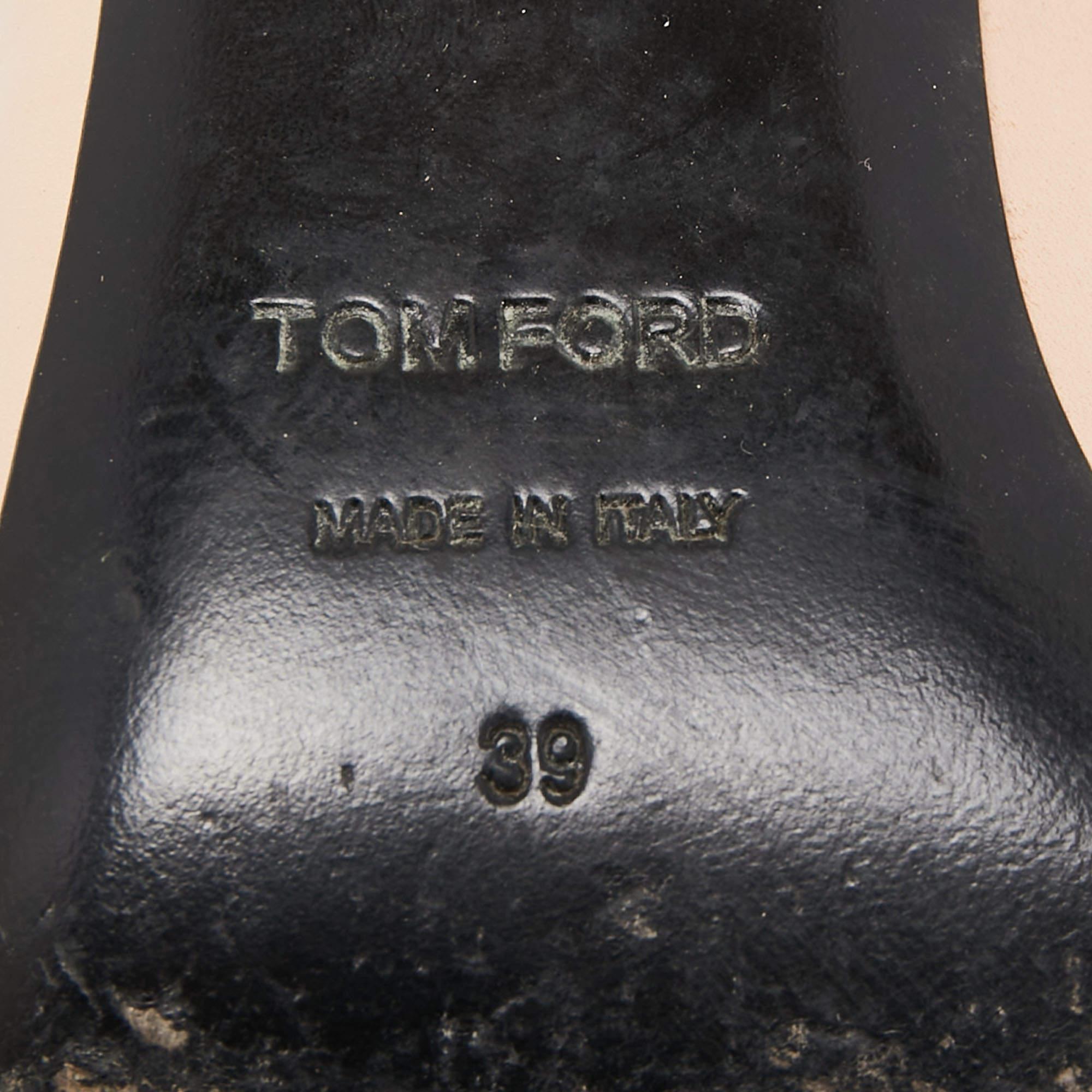 Tom Ford Beige Leder Padlock Pumps Größe 39 im Angebot 4
