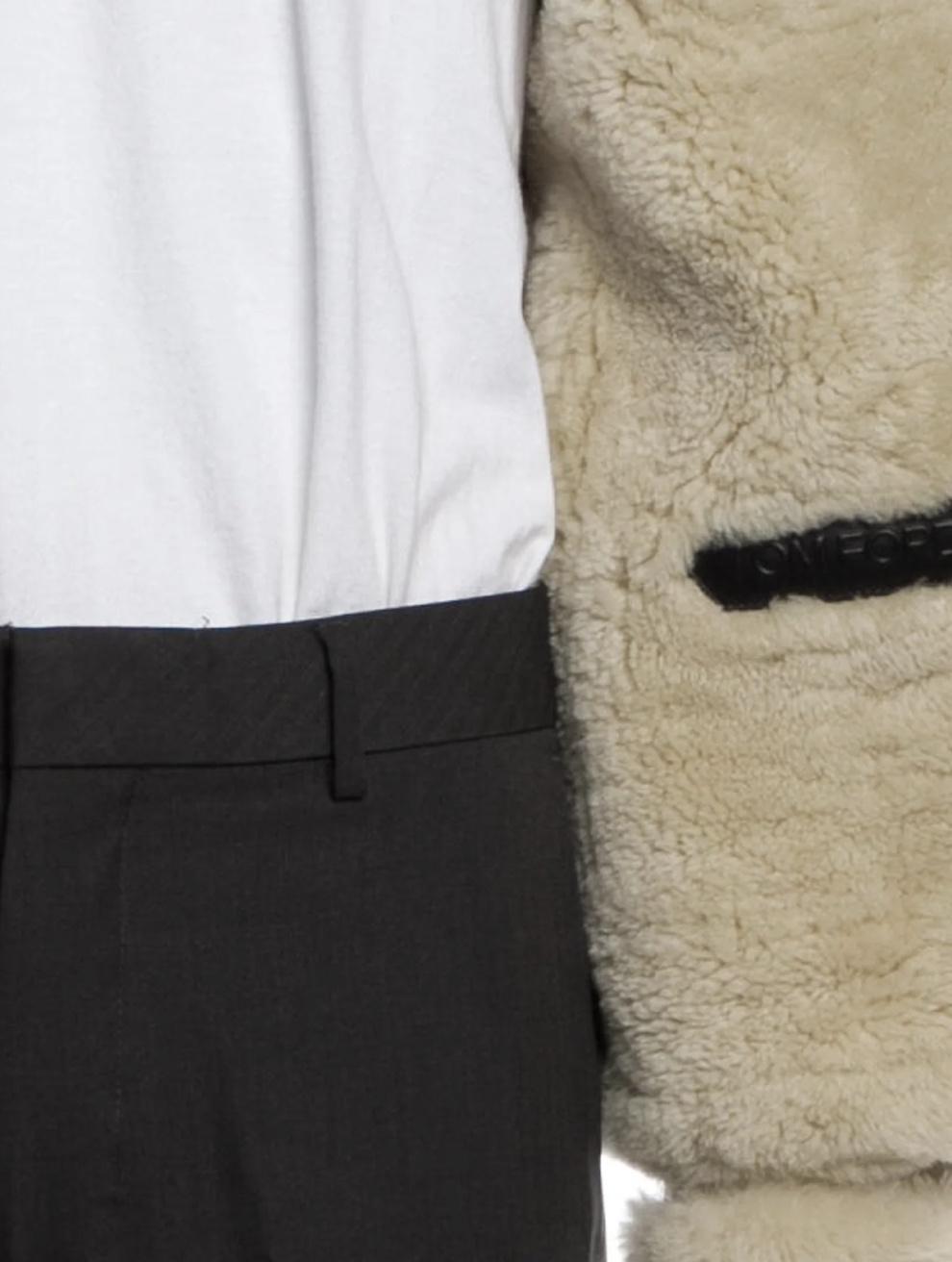 Tom Ford Giacca in pelle scamosciata foderata di shearling beige In condizioni ottime in vendita a Dallas, TX
