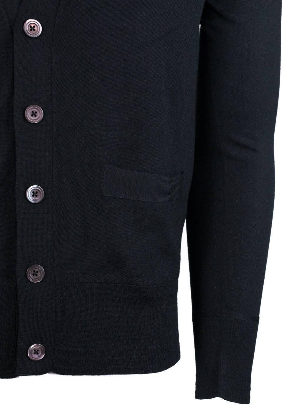 Brand New Tom Ford Cardigan
Original with Tags 
Retails in Stores & Online for $750
Size USA Medium

The best fall essential this season will be your Tom Ford Cardigan. This piece was woven using high quality wool in the heart of Italy. You can