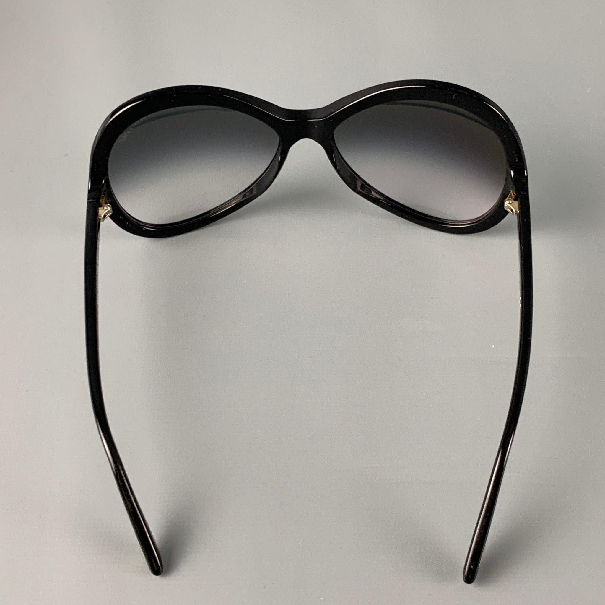 TOM FORD Black Acetate Sunglasses In Excellent Condition In San Francisco, CA