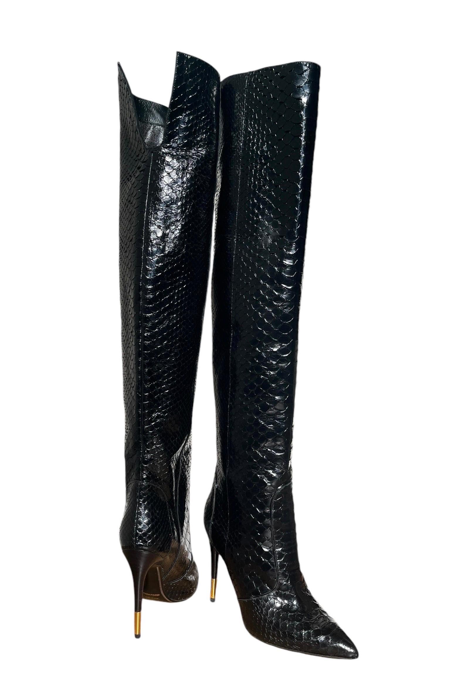 NWT Tom Ford Black Anaconda Over the Knee Boots Size 38 In New Condition For Sale In Montgomery, TX