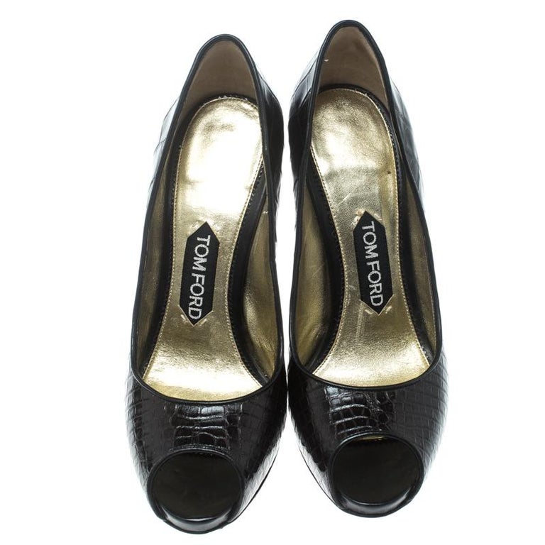 Tom Ford Black Croc Embossed Leather Peep Toe Pumps Size 37 For Sale at ...