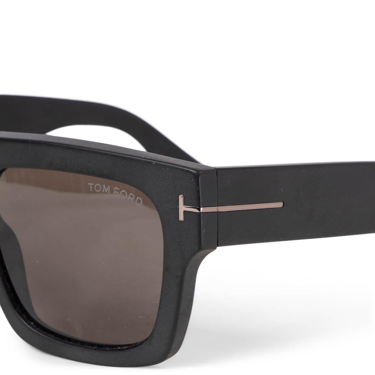 TOM FORD black FAUSTO Sunglasses TF711 In Excellent Condition In Zürich, CH
