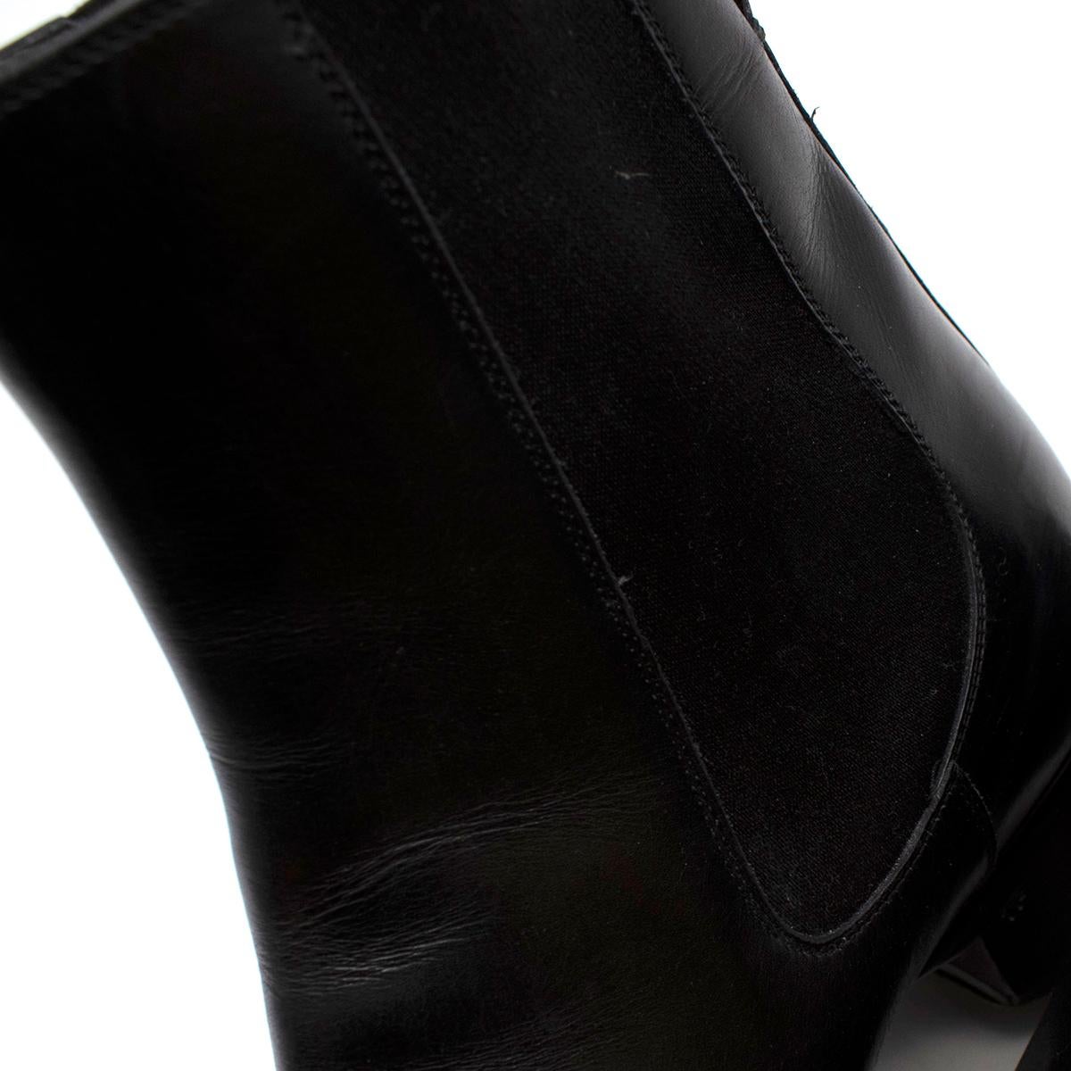 Tom Ford Black Gianni Leather Cap Toe Chelsea Boot - US size 9.5 In Excellent Condition In London, GB
