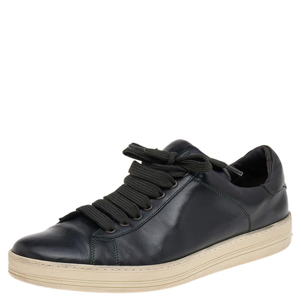 Tom Ford Black Leather Low Top Sneakers Size 42 For Sale 3
