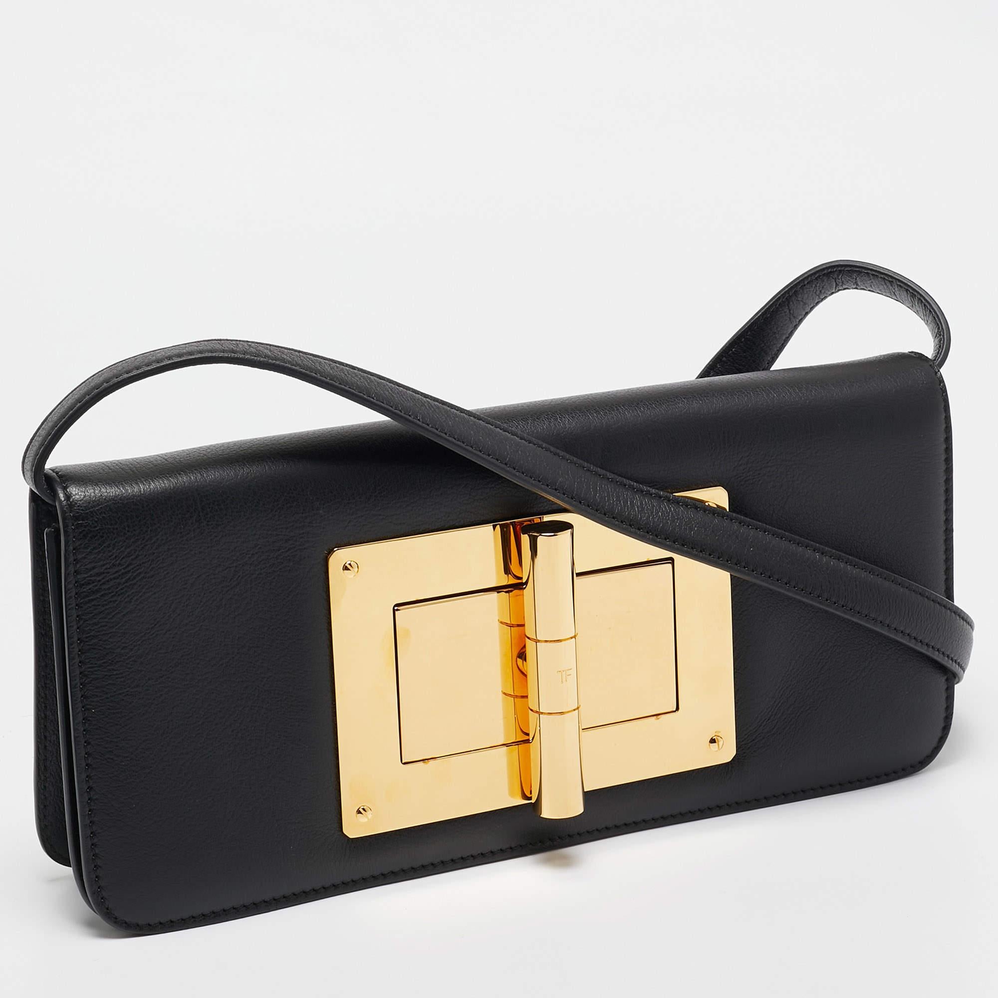 Tom Ford Black Leather Natalia Long Clutch Bag In Excellent Condition In Dubai, Al Qouz 2