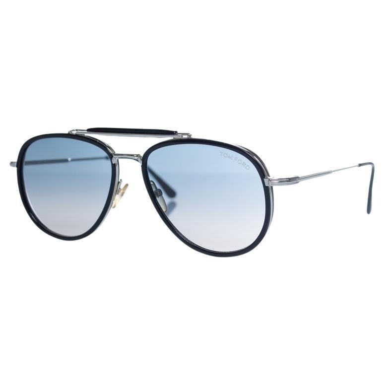 Tom Ford, aviador Tripp de metal negro en venta